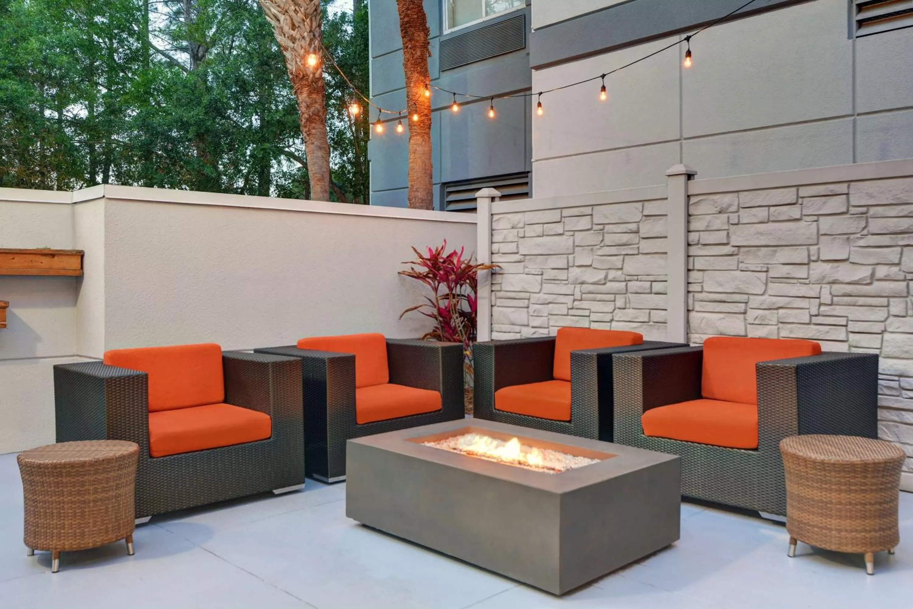 Patio in Hilton Garden Inn Jacksonville JTB/Deerwood Park