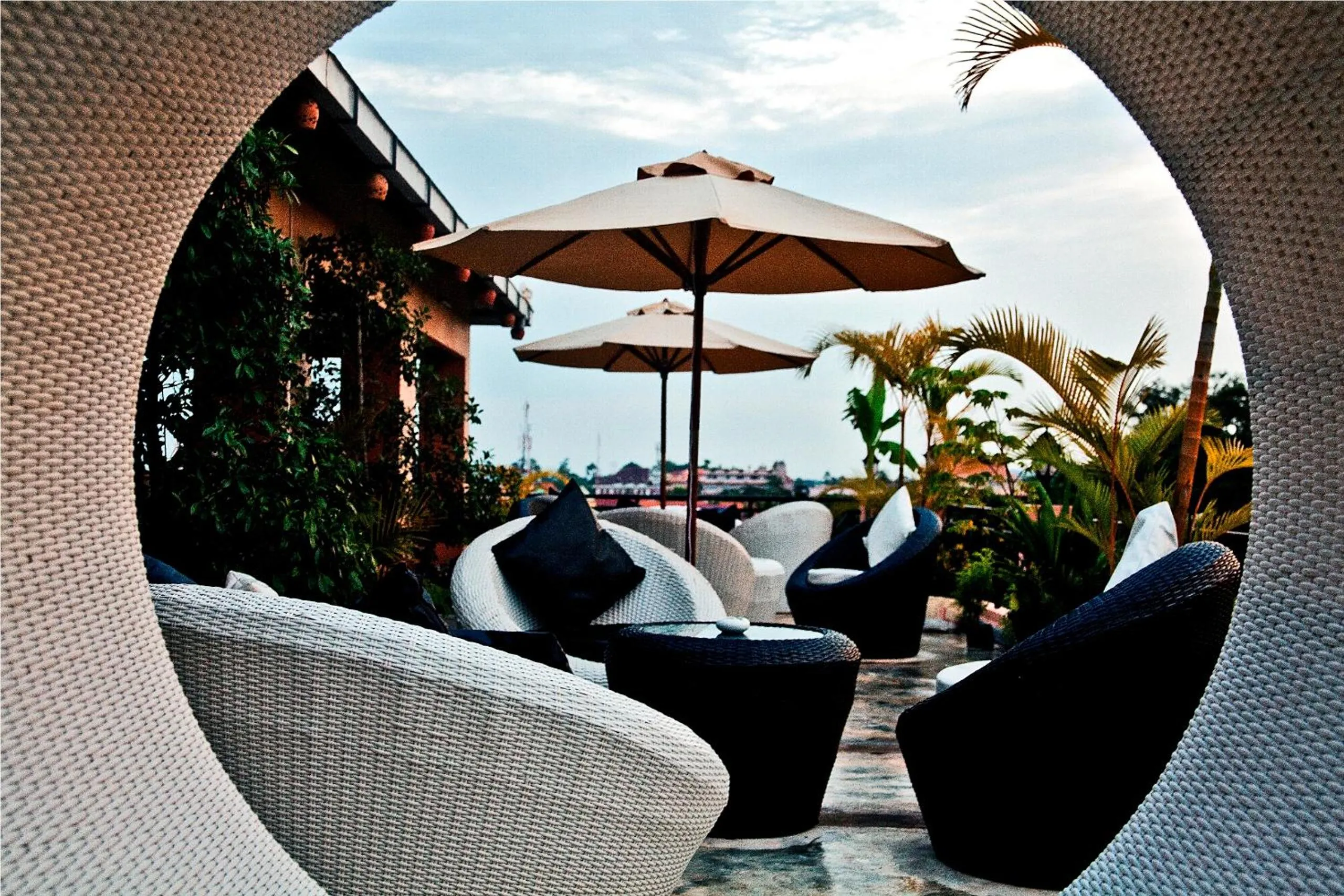 Restaurant/places to eat in Angkor Panoramic Boutique Hotel