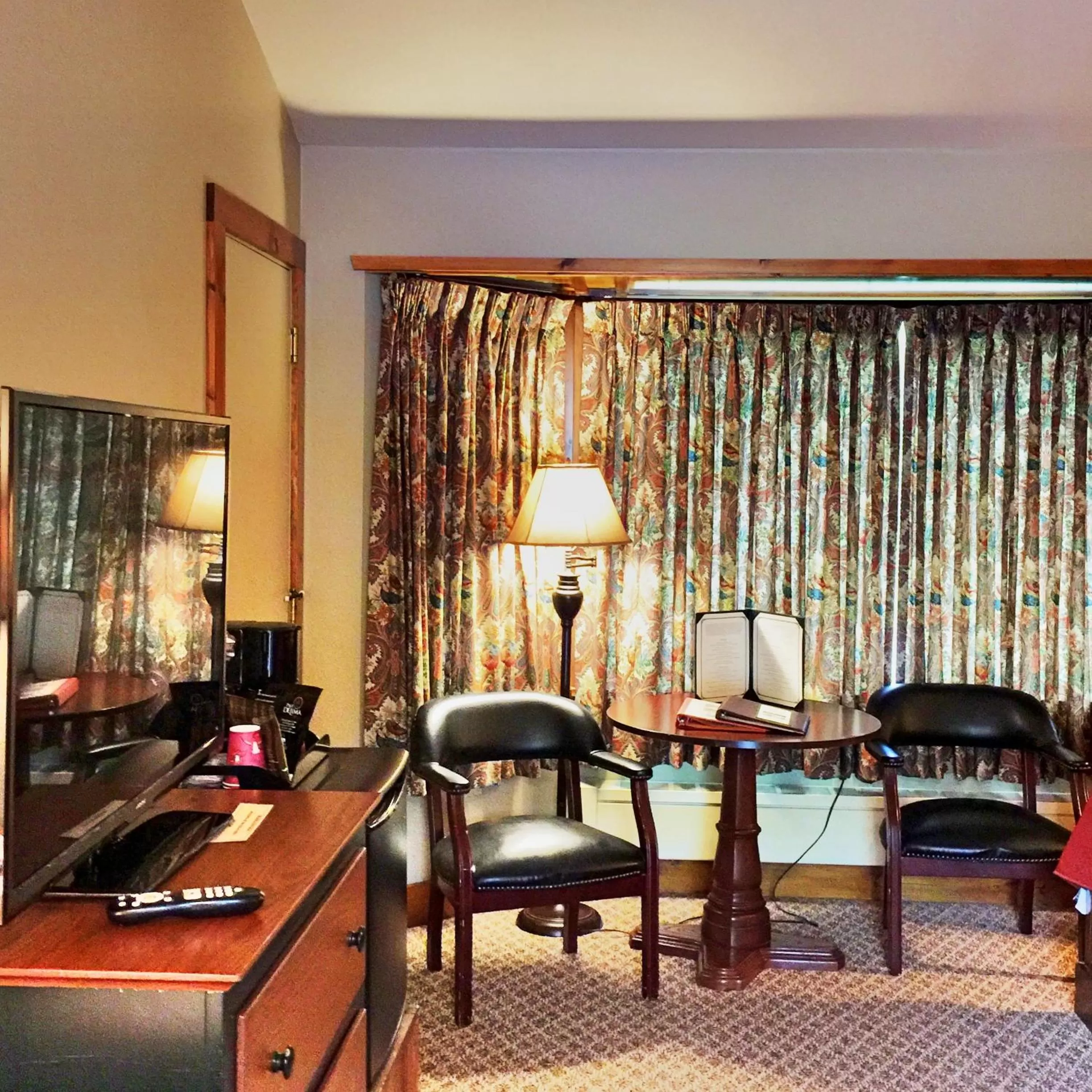 Decorative detail in Hungry Trout Resort