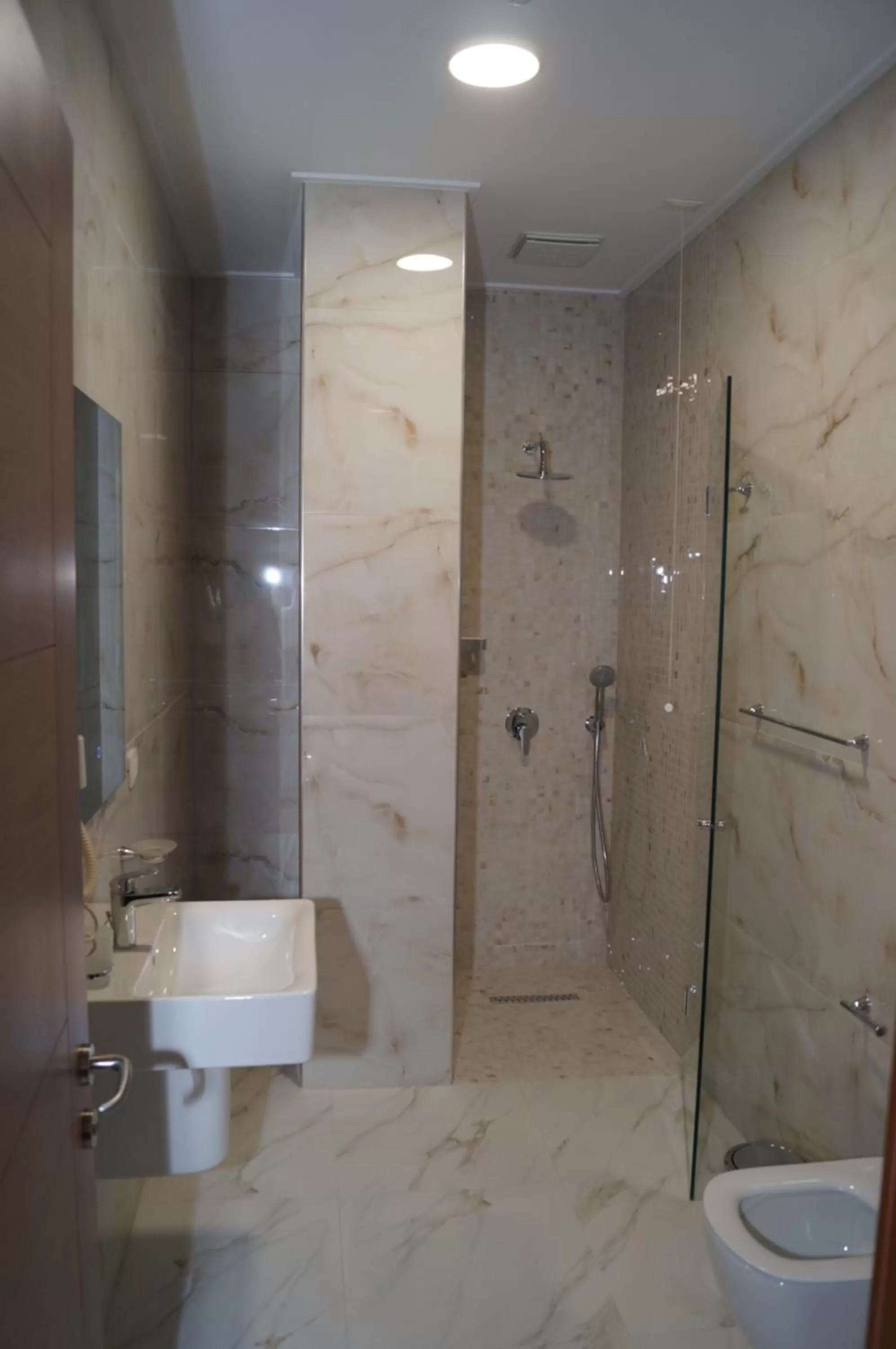 Shower in Portik Hotel