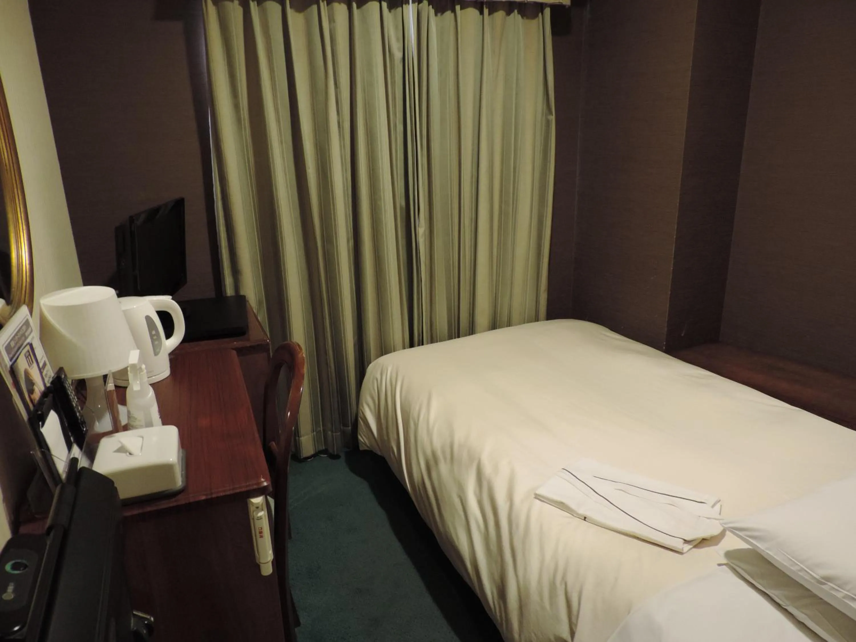 Photo of the whole room, Bed in Hotel Grand Terrace Sendai Kokubun-cho