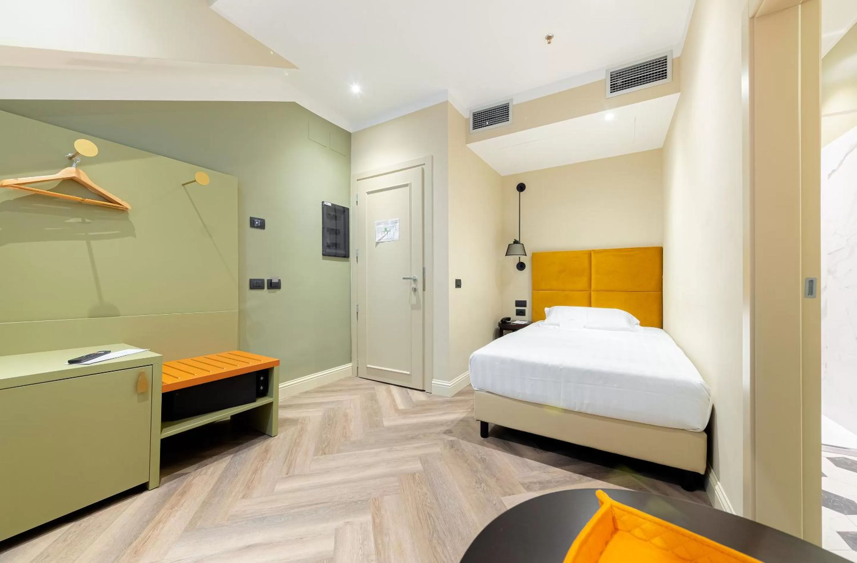 Bedroom, Bed in Hotel Astoria