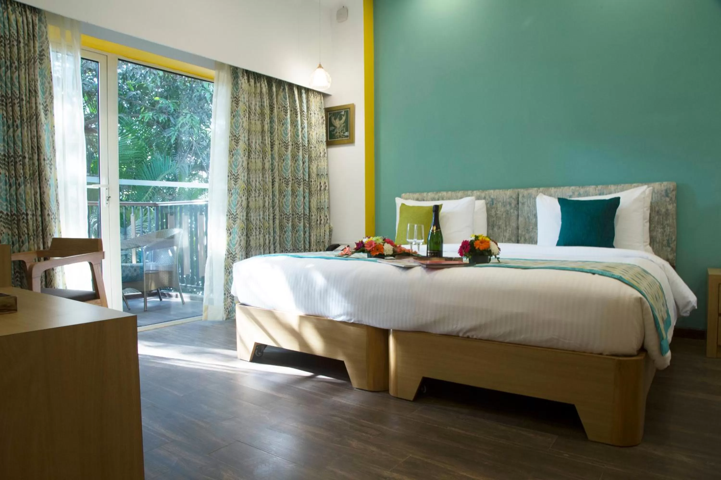 View (from property/room), Bed in Acron Seaway Resort