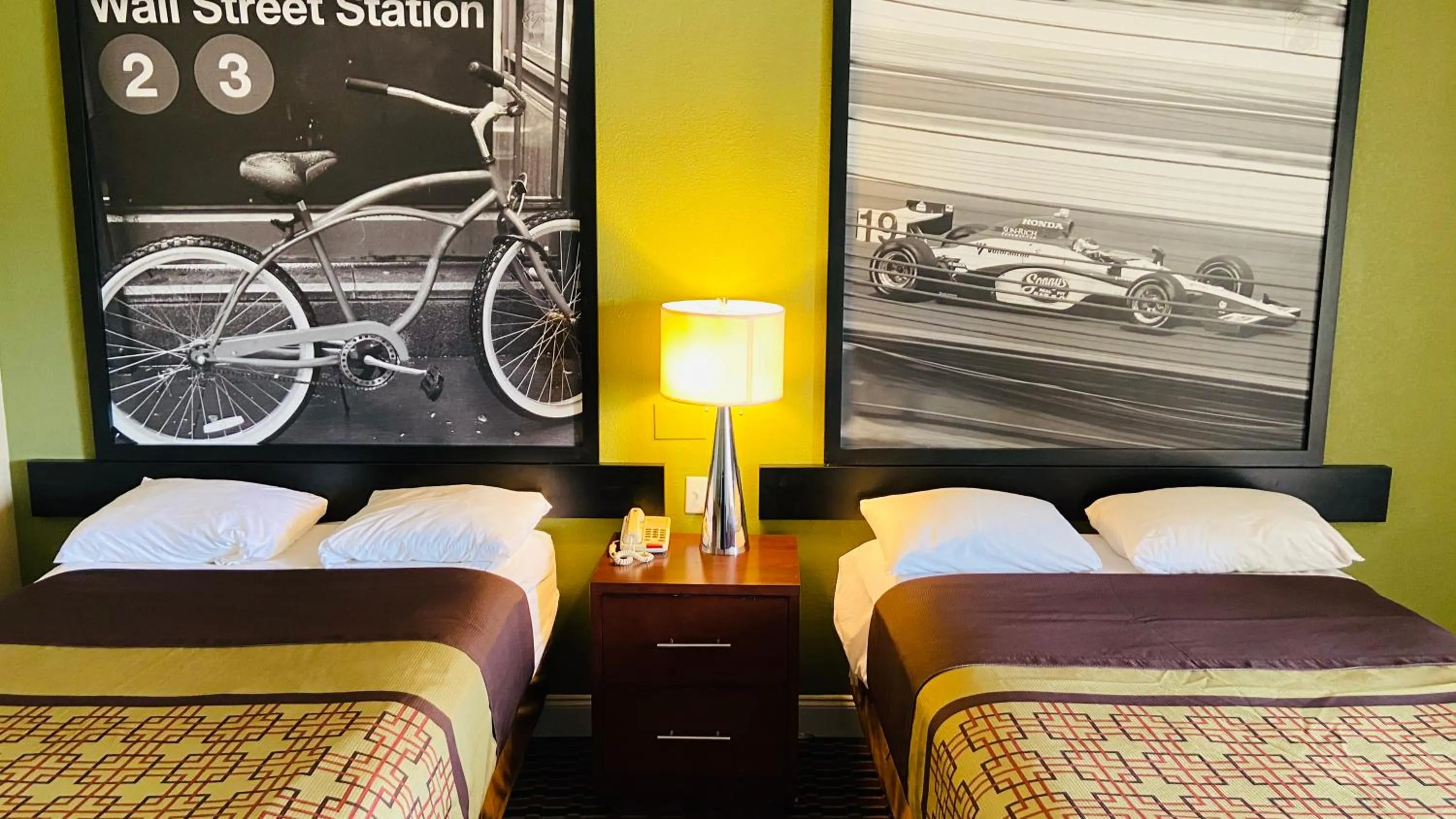 Bedroom, Bed in Super 8 by Wyndham Rocky Mount I-95 EXIT 145