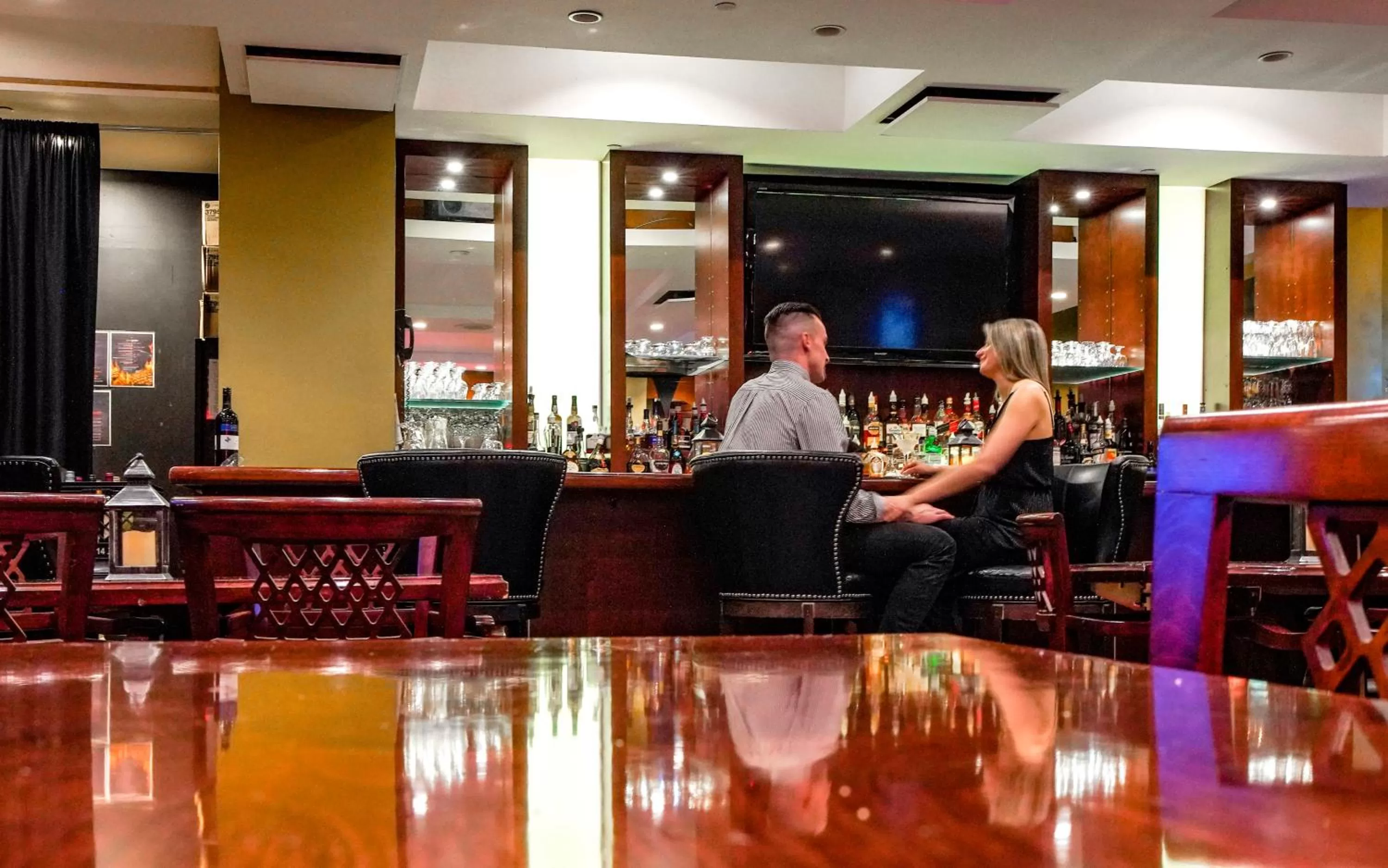 People in Hôtel Palace Royal Centre-Ville Québec par JARO