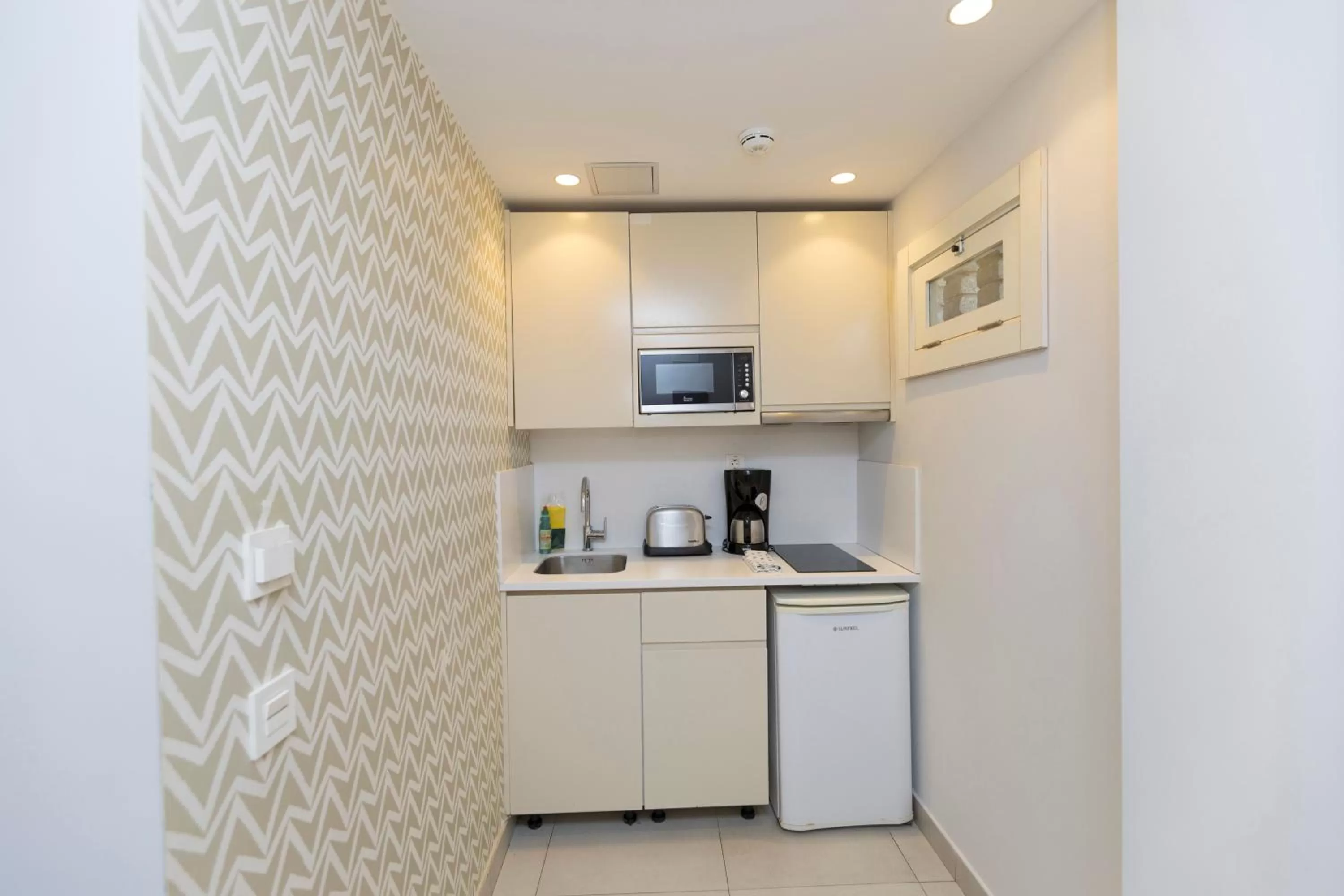 kitchen in Hotel LIVVO Veril Playa