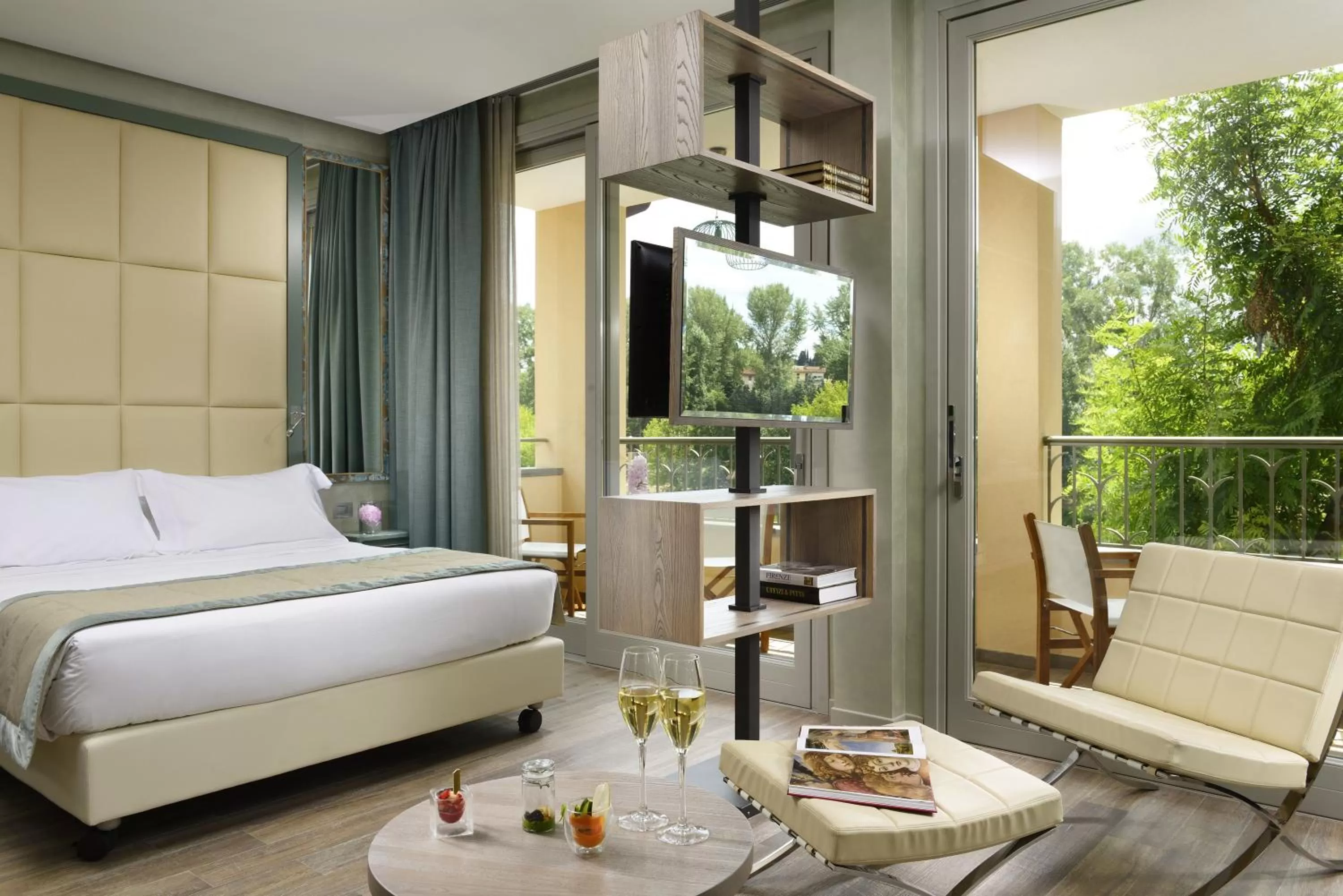 Balcony/Terrace, Bed in Ville Sull'Arno