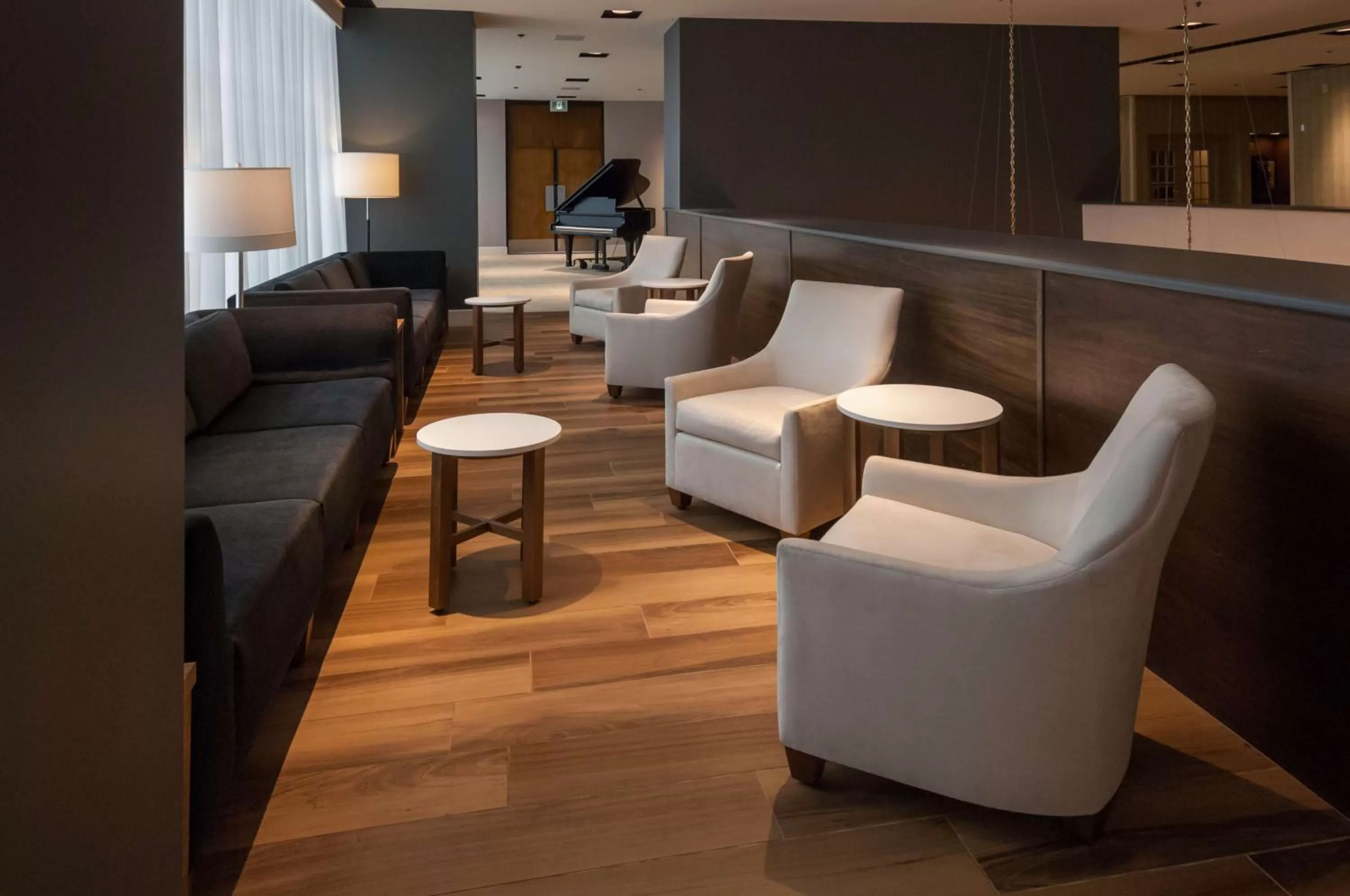 Lobby or reception in Doubletree by Hilton London