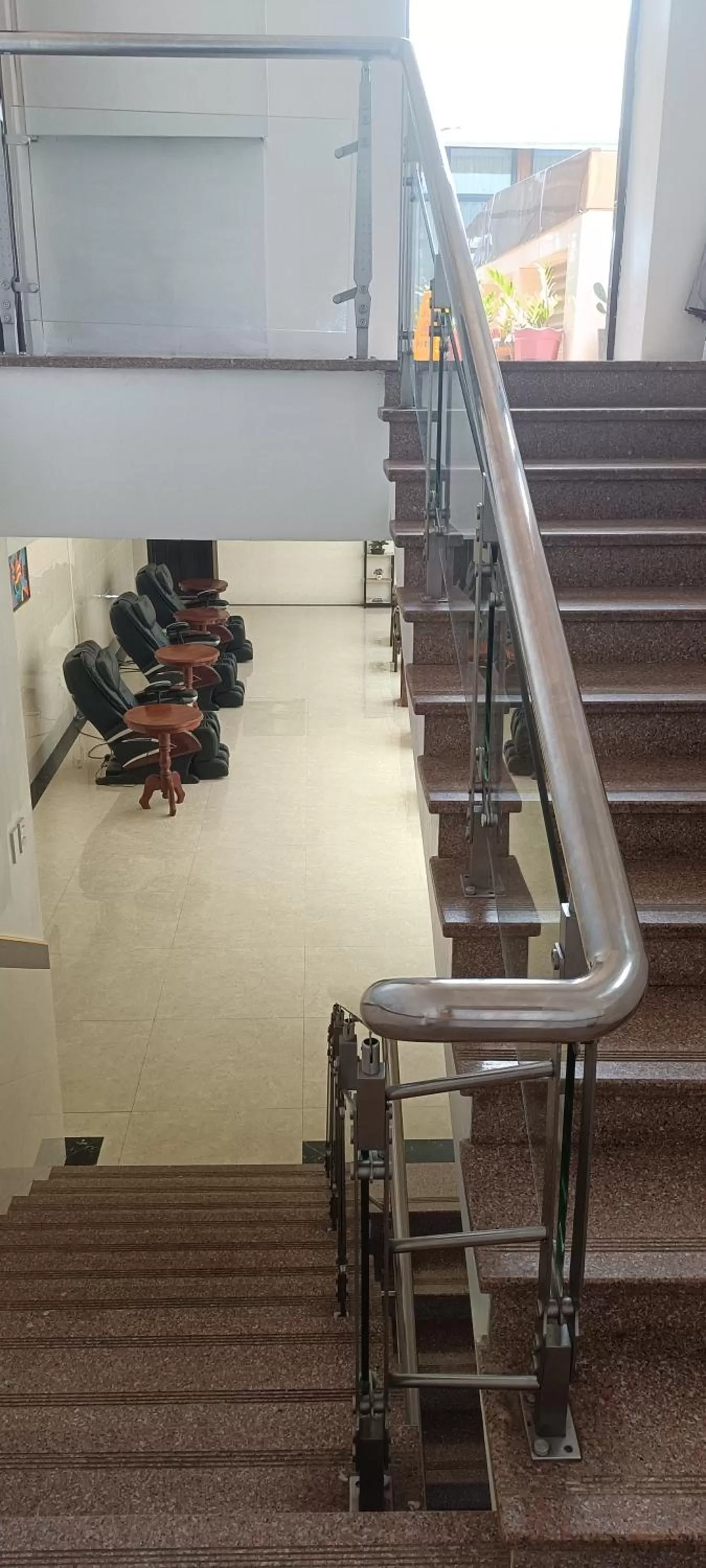 Restaurant/places to eat in One El Nido Suite