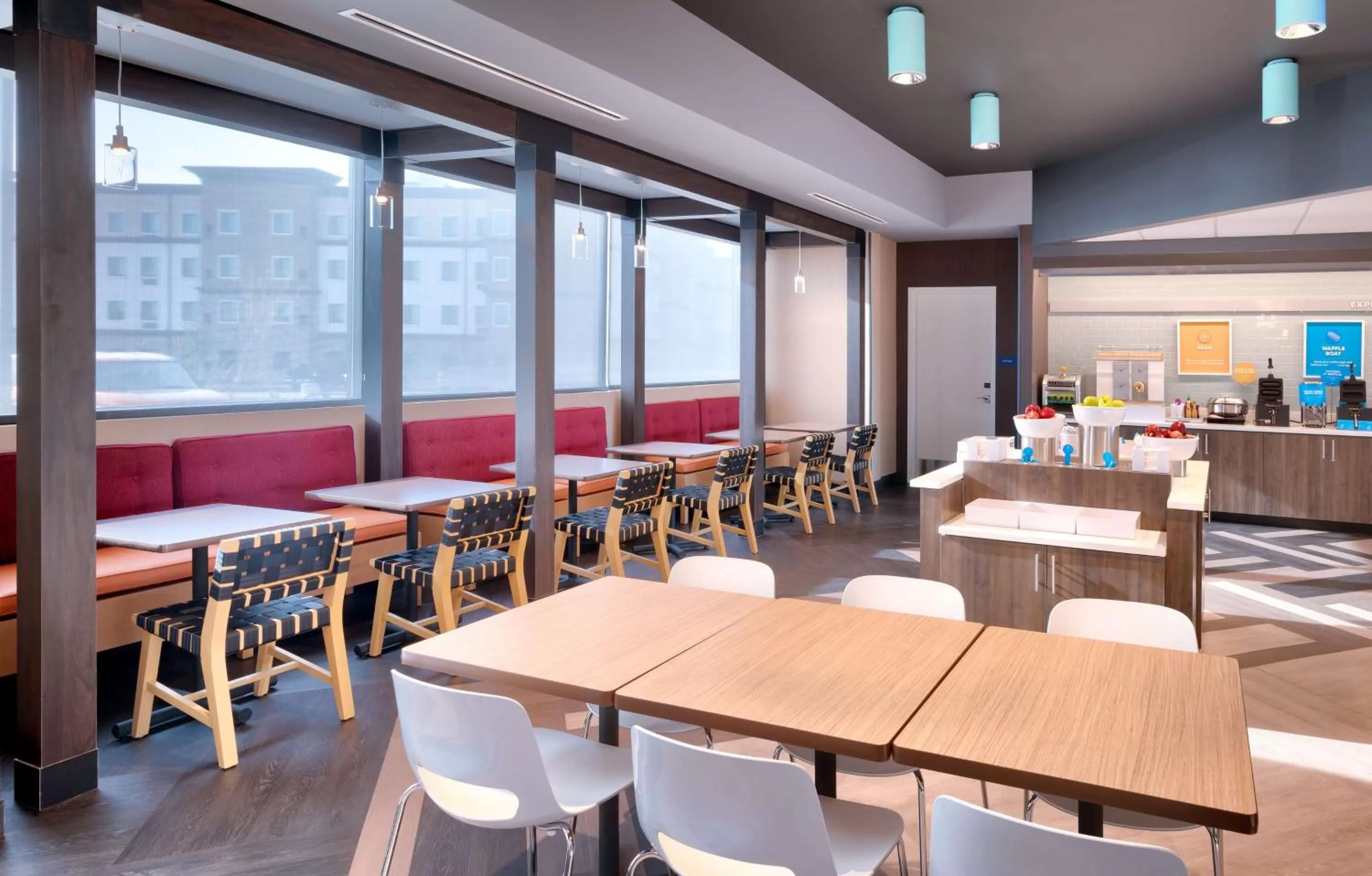 Restaurant/places to eat in Tru By Hilton St. George