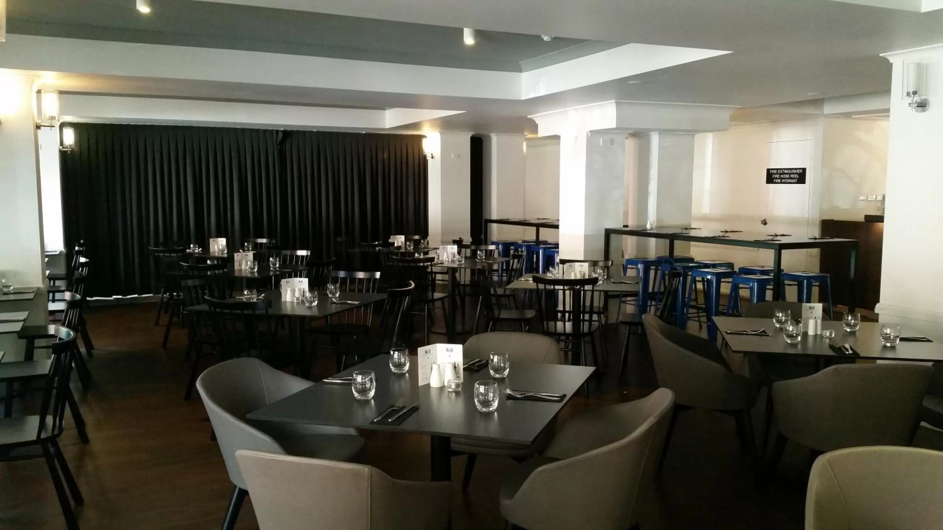 Restaurant/places to eat in Silkari Urban CKS Sydney Airport Hotel