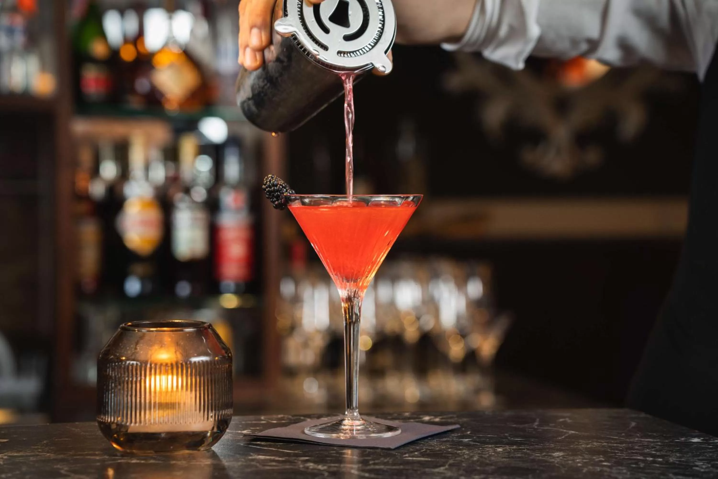 Lounge or bar in KUHOTEL by Rilano