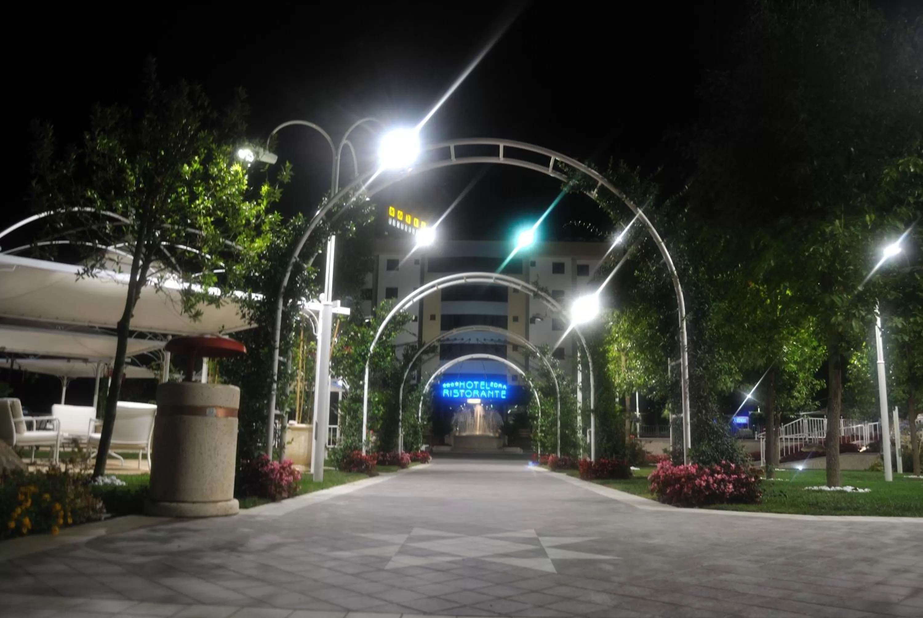 Facade/entrance in Edra Palace Hotel & Ristorante