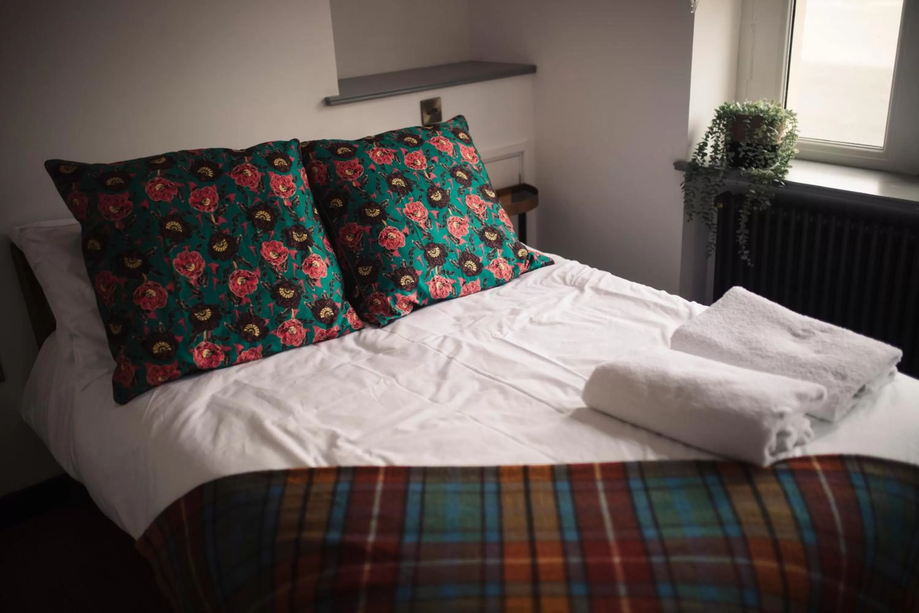 Bed in Slateford House 1770 Luxury Aparthotel by The House of Danu