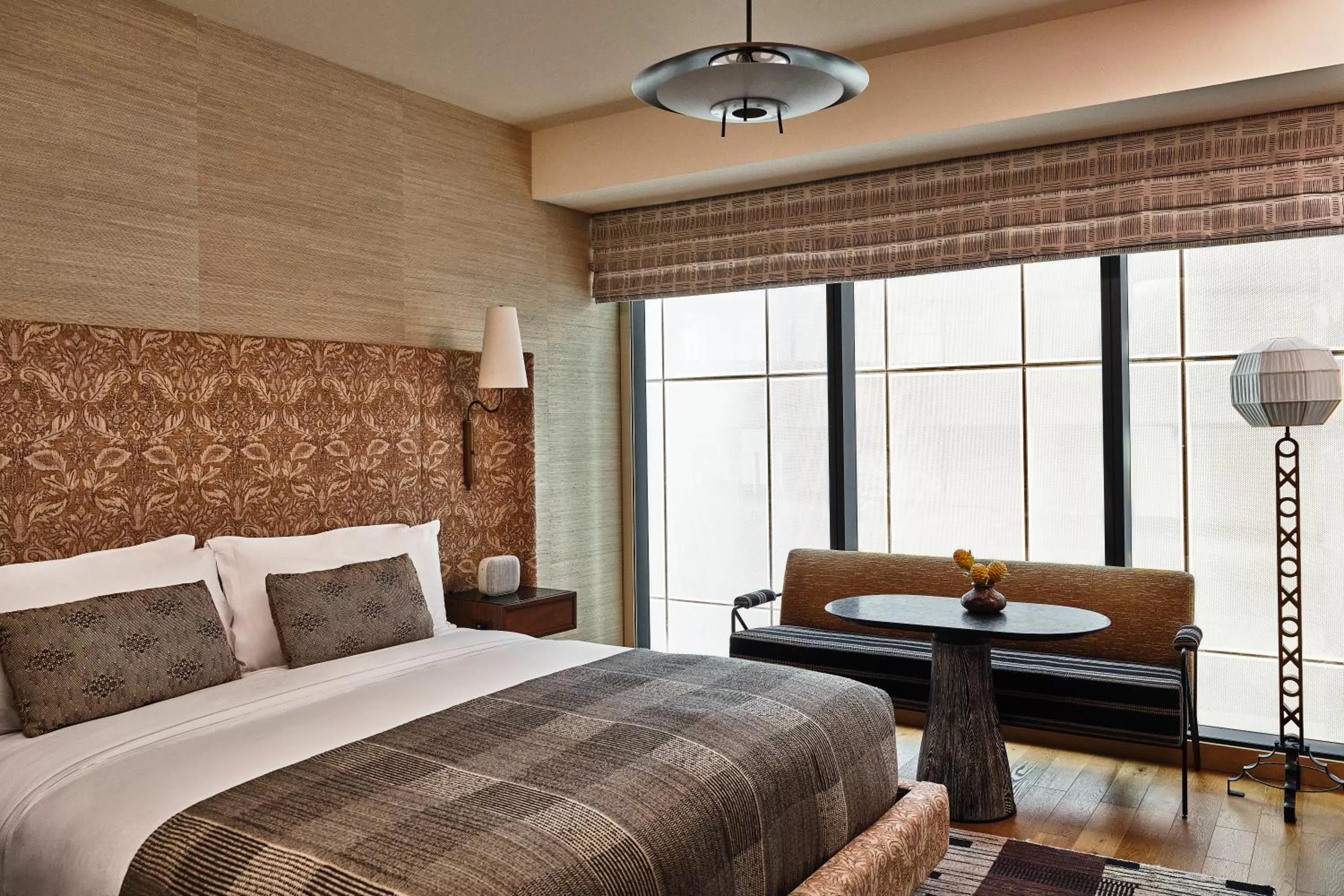 Bedroom, Bed in Austin Proper Hotel, a Member of Design Hotels