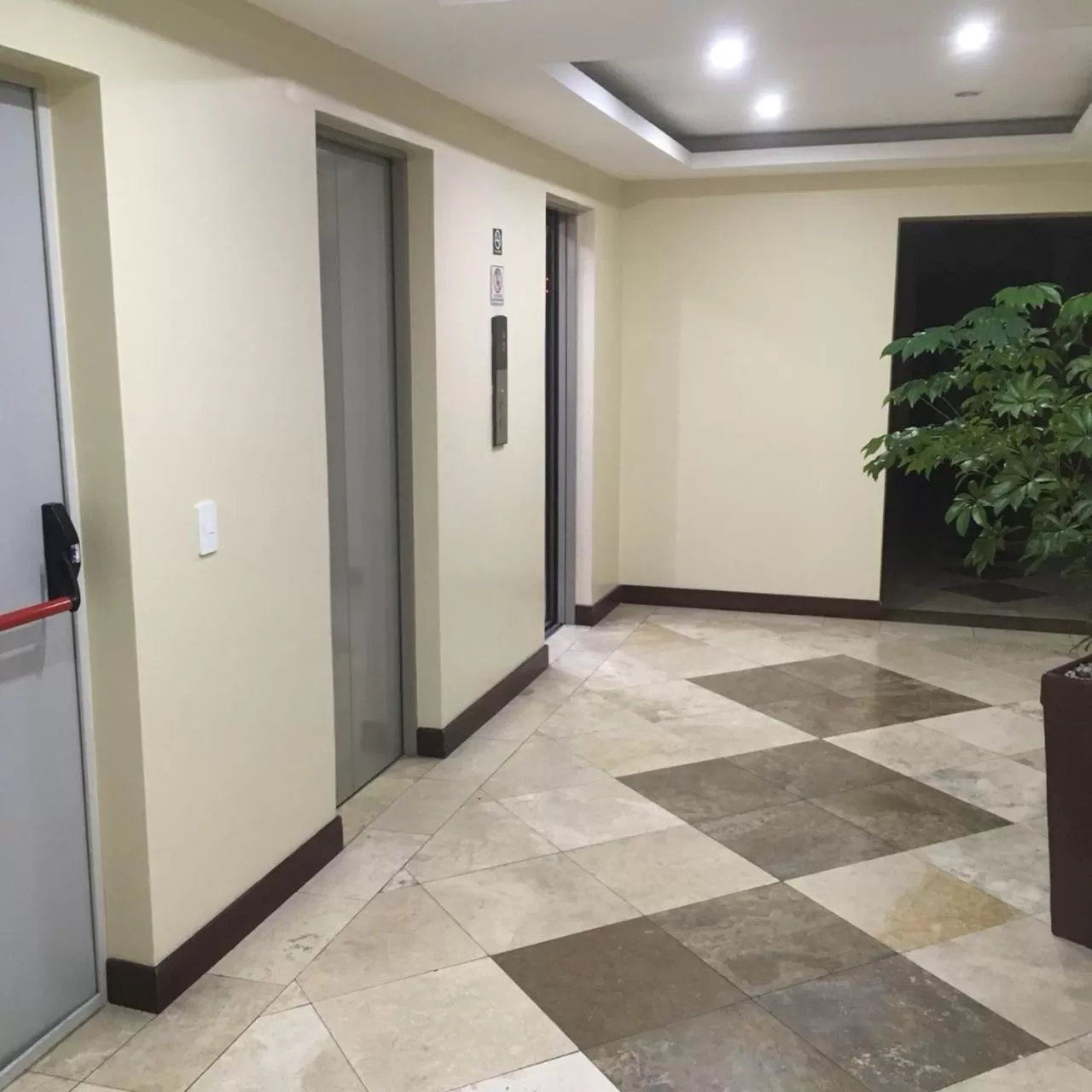 Property building in Suites Parque Real