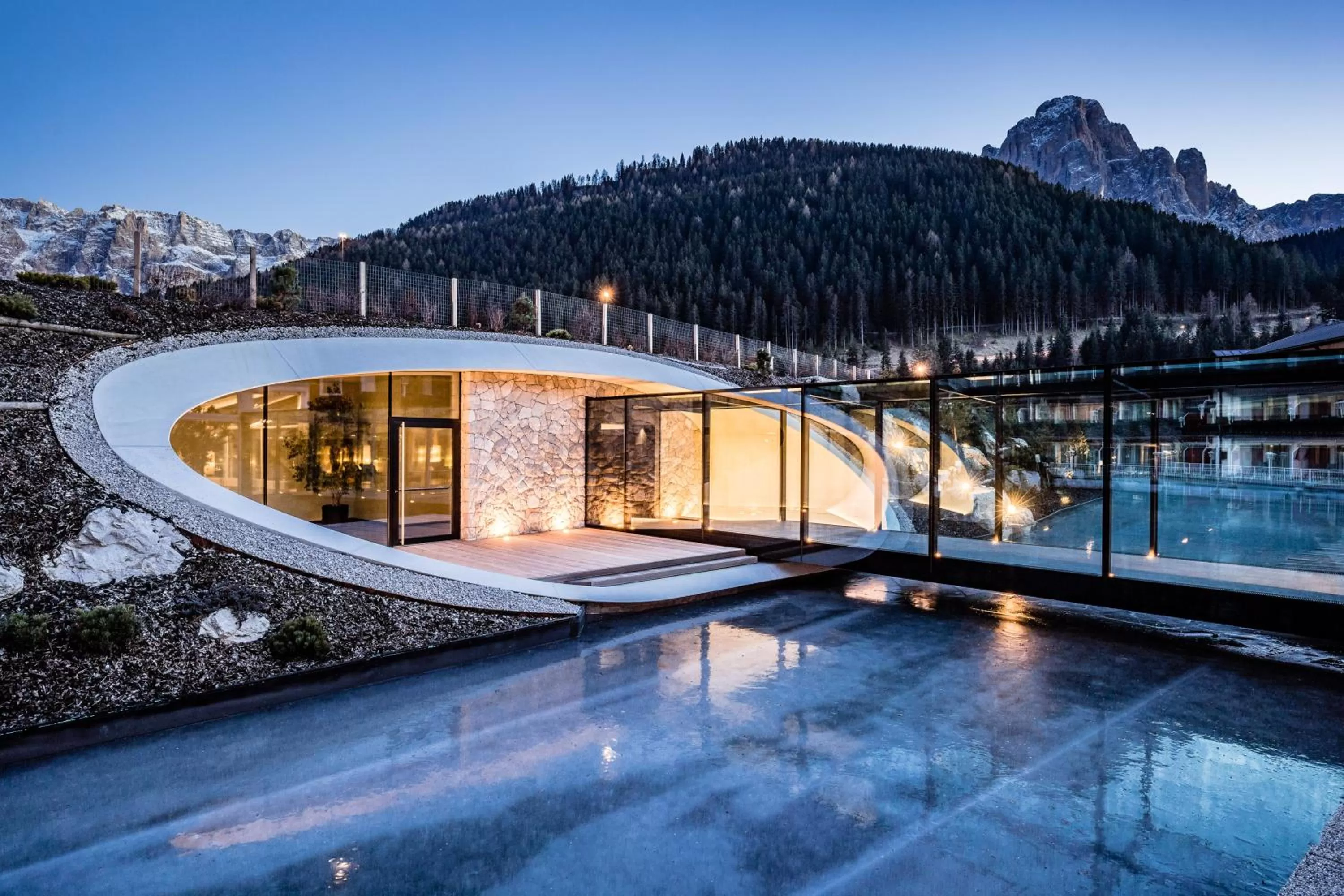 Property building in Hotel Alpenroyal - The Leading Hotels of the World