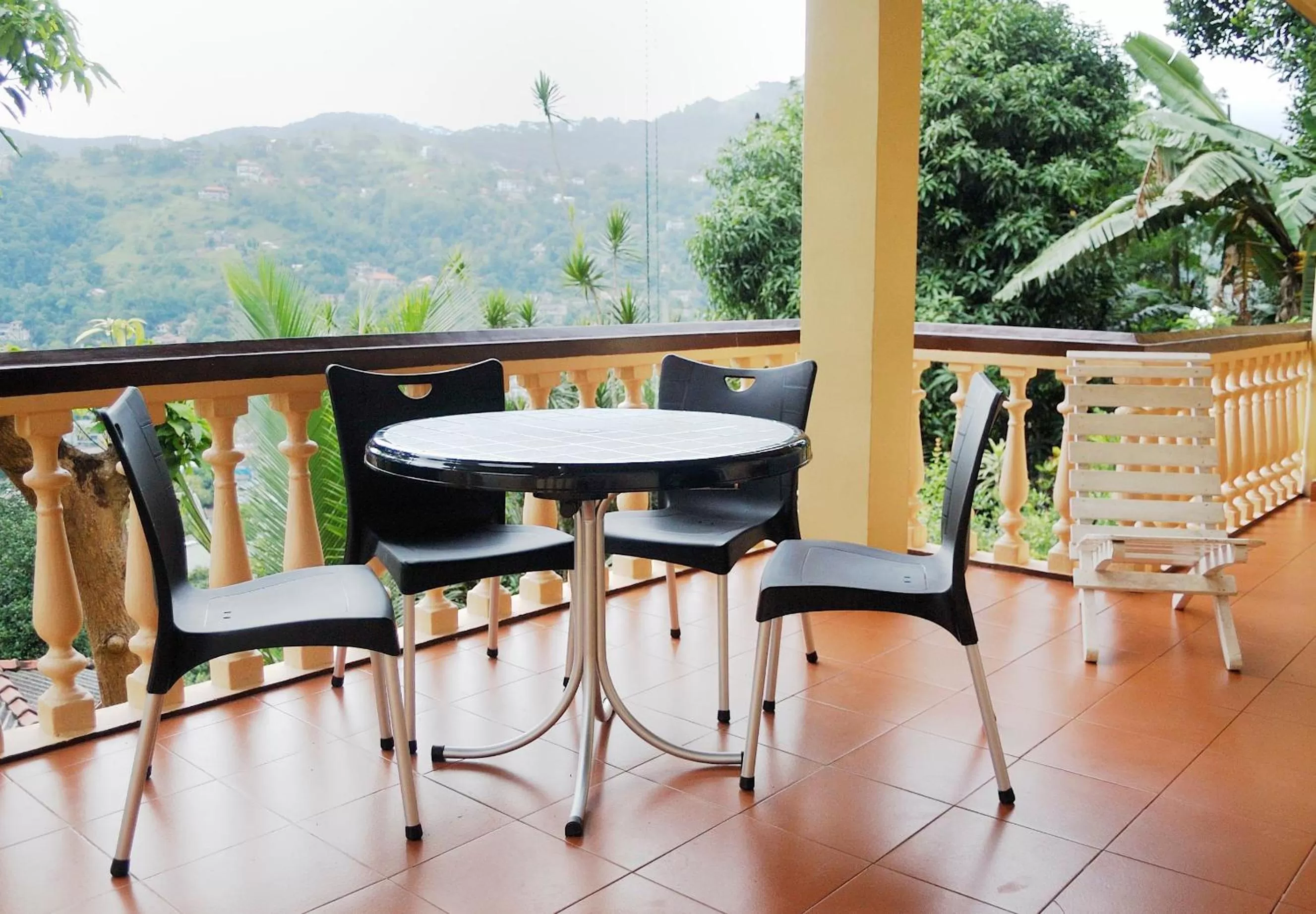 Breakfast in Evergreen