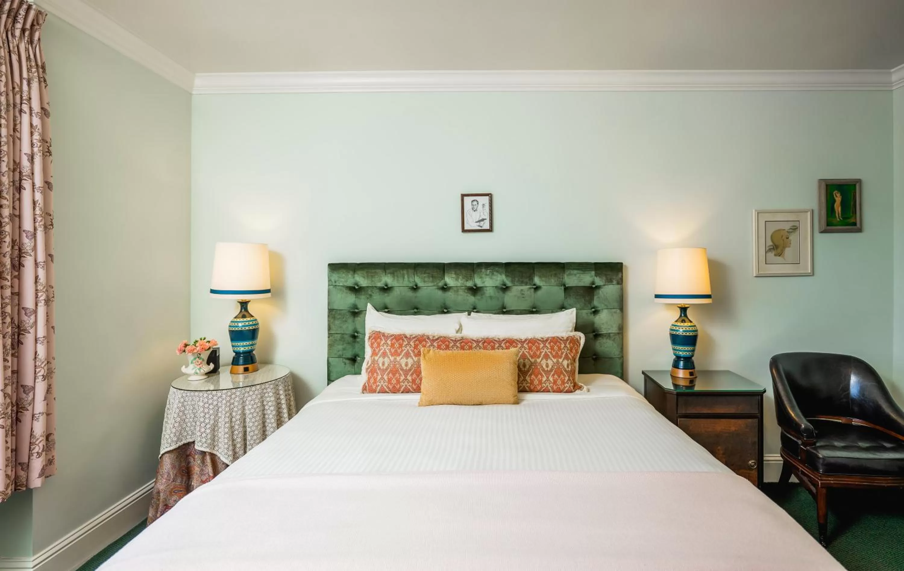 Bedroom, Bed in The Pontchartrain Hotel