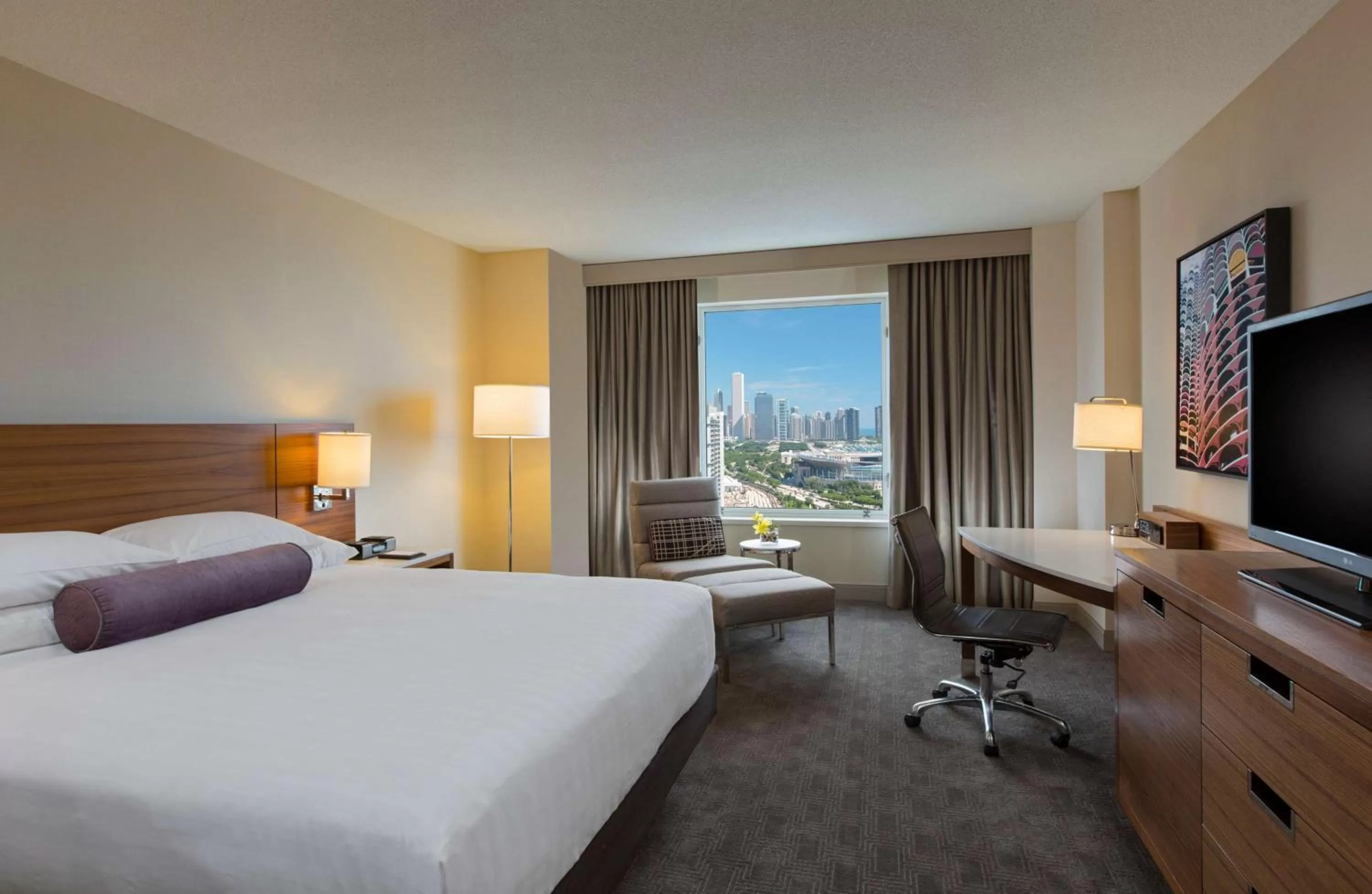 Bedroom, Bed in Hyatt Regency McCormick Place Chicago