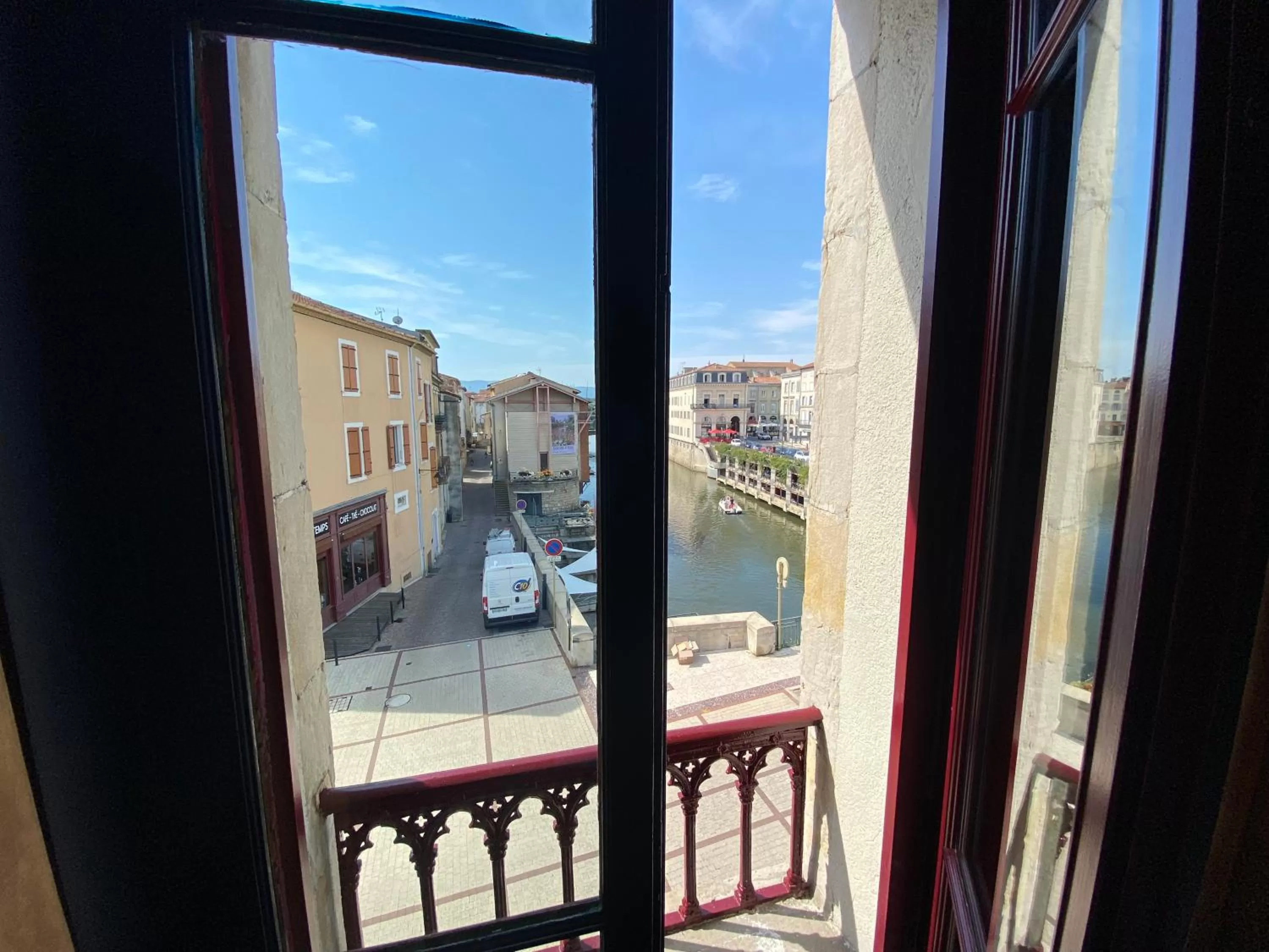 River view in Le Miredames Hôtel-Bar