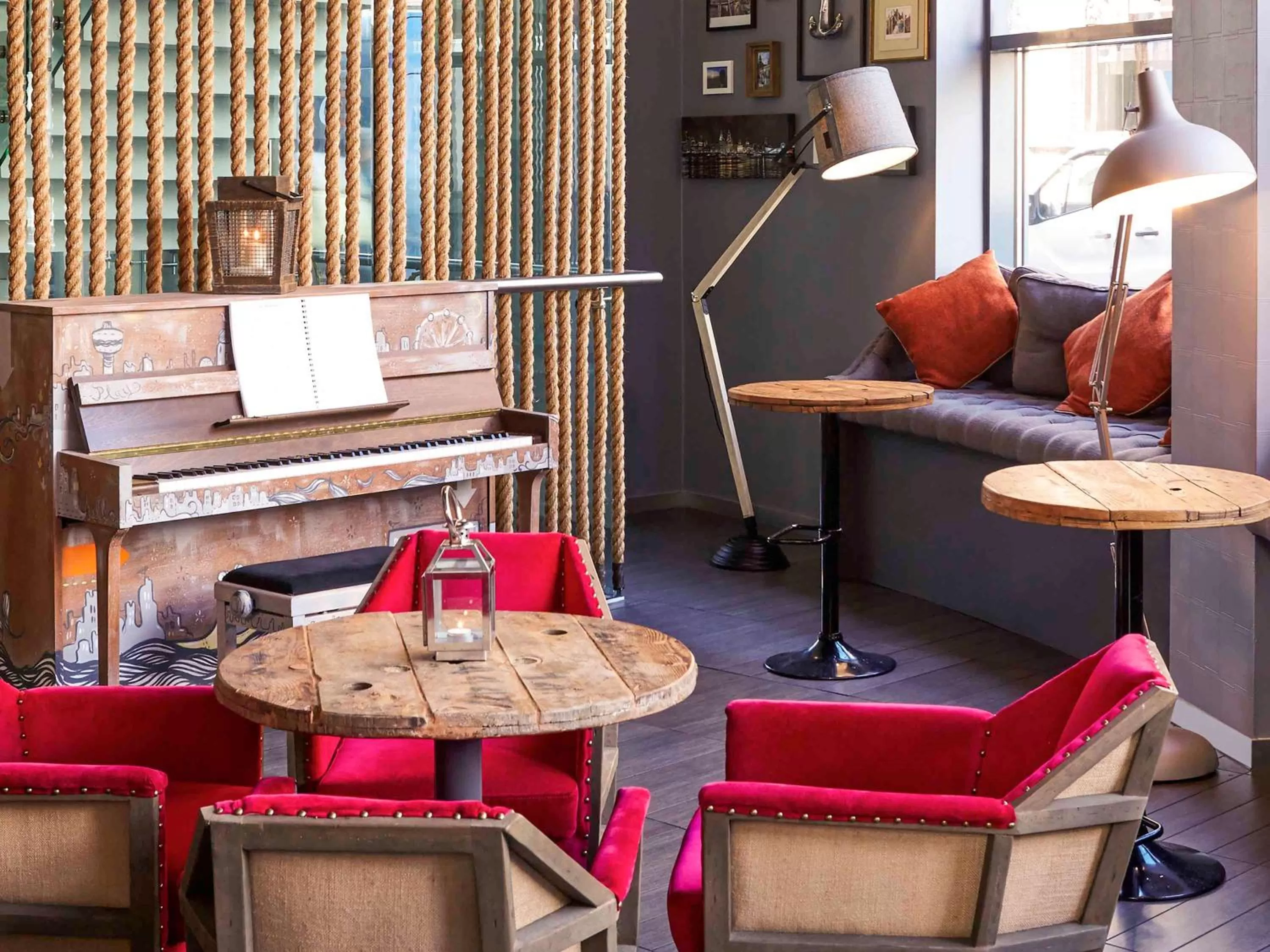 Restaurant/places to eat in Novotel Liverpool Centre