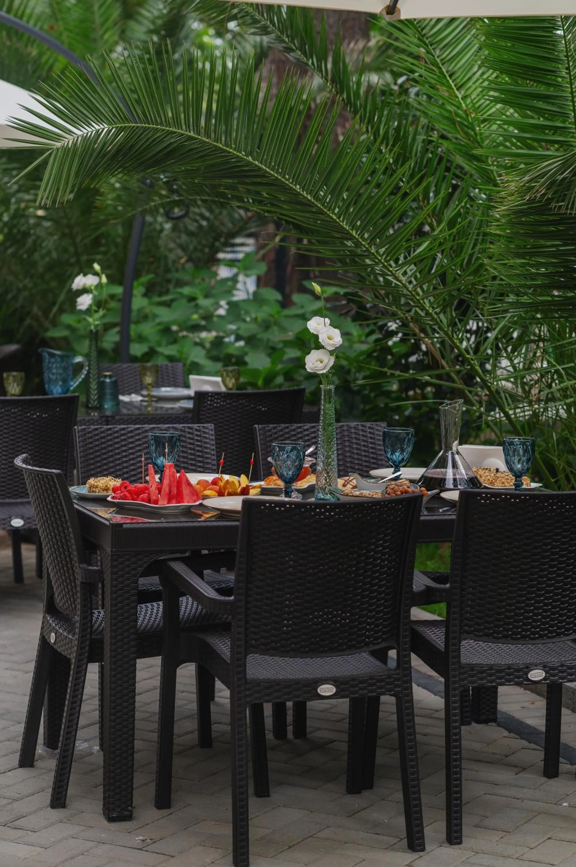 Restaurant/places to eat in Ritsa Resort