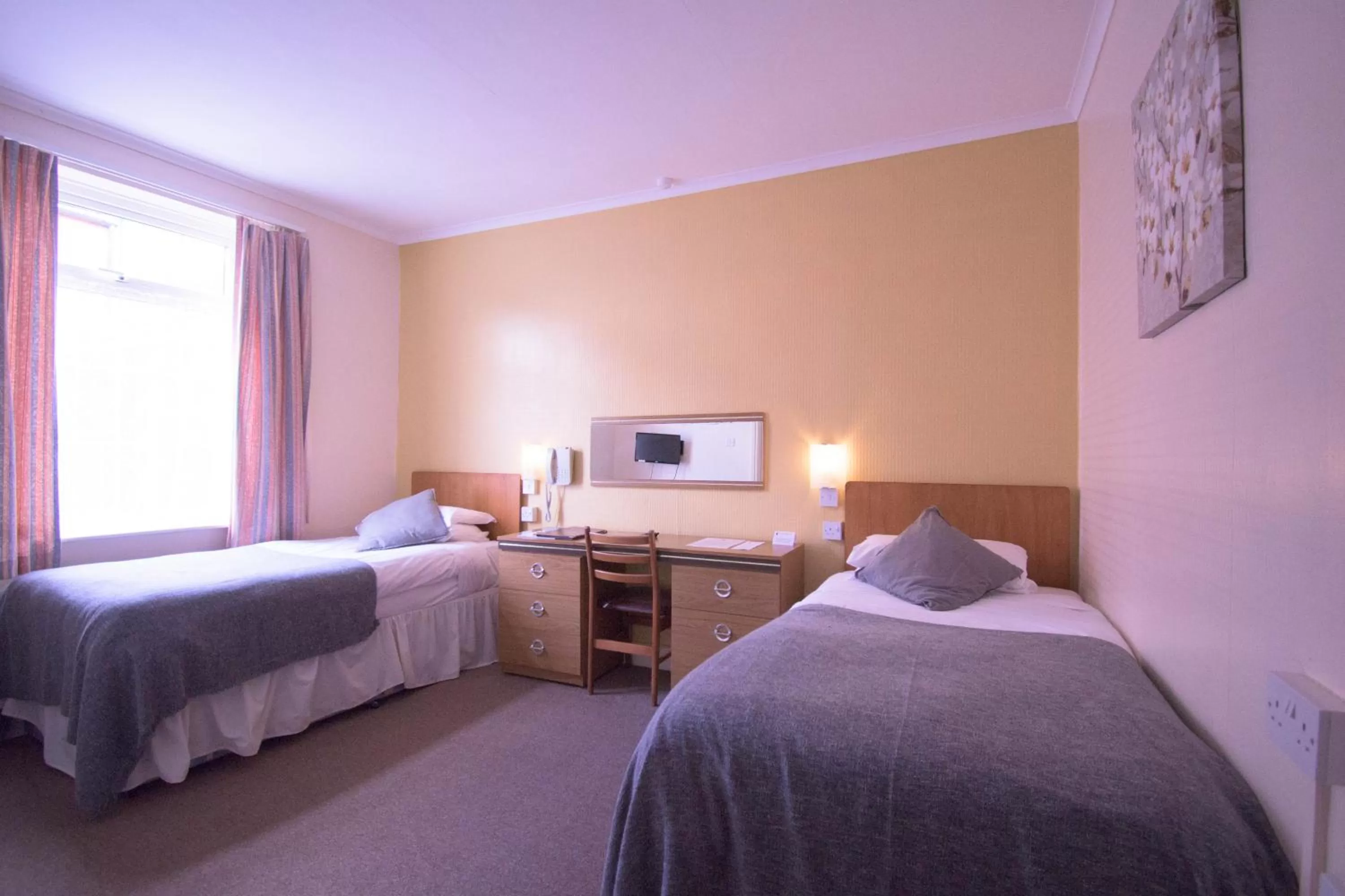 Bed in Pinegrove Hotel