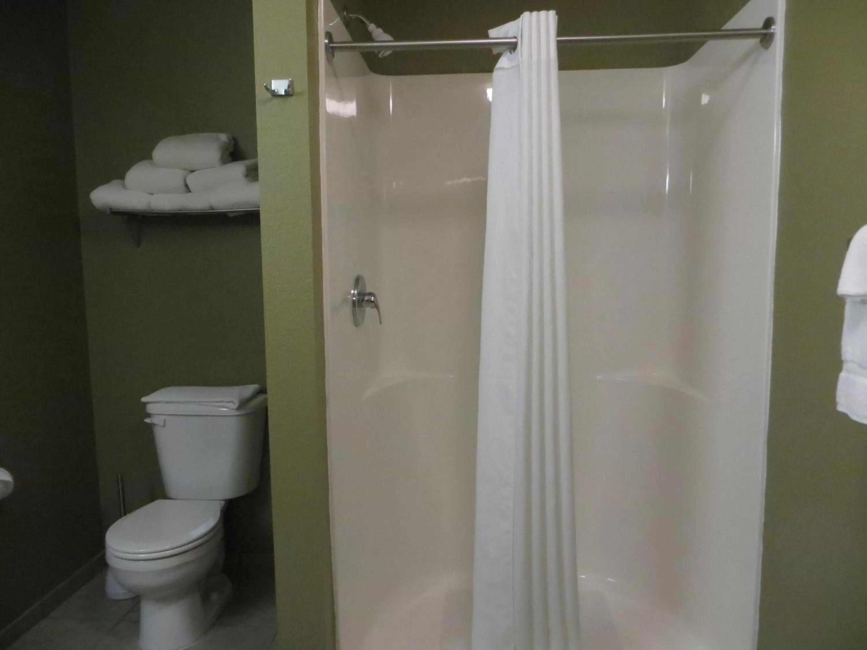 Bathroom in Cranberry Country Lodge