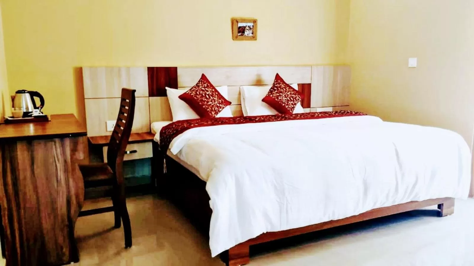 Economy Double Room in Sakura Guest House