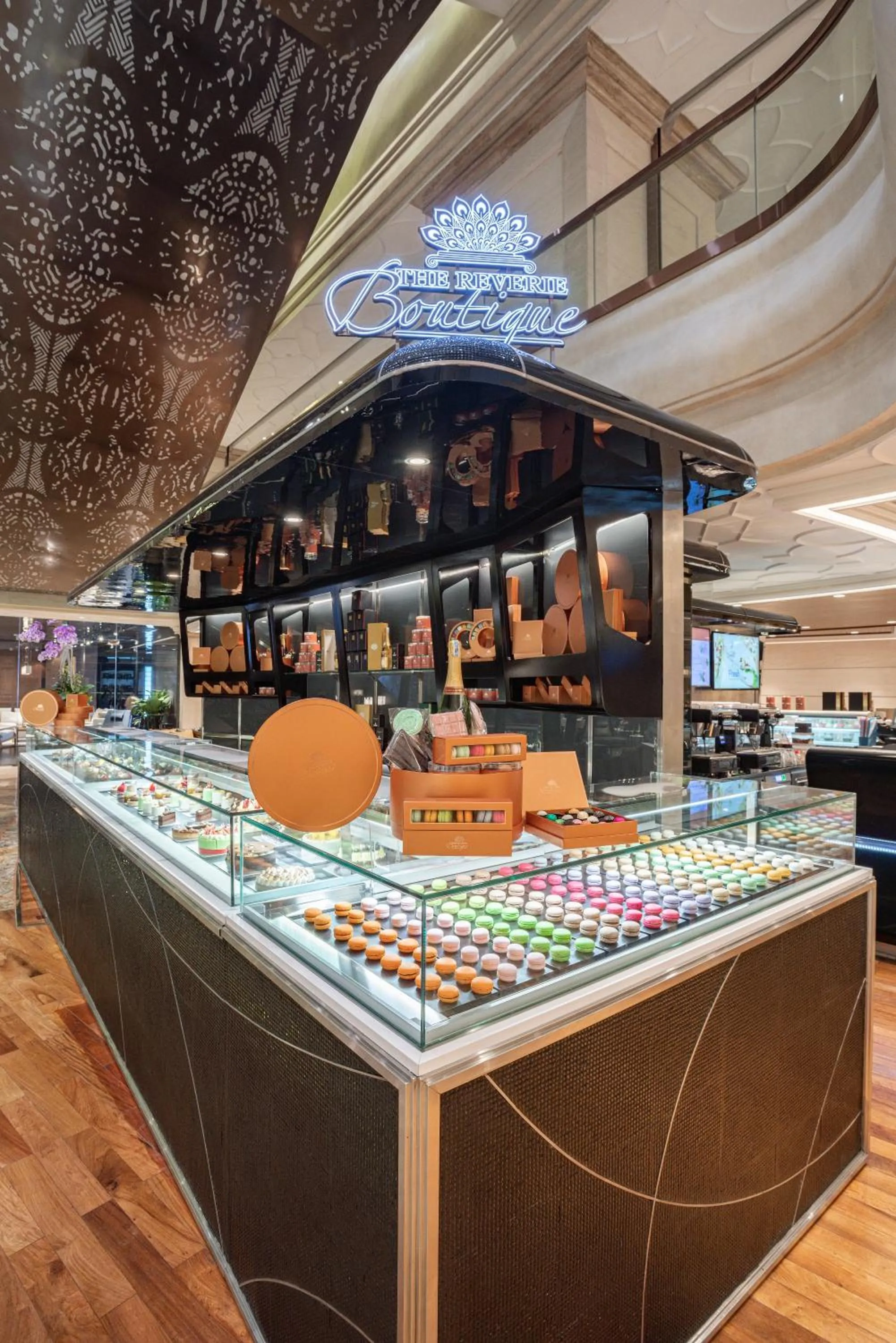 Restaurant/places to eat in The Reverie Saigon Residential Suites