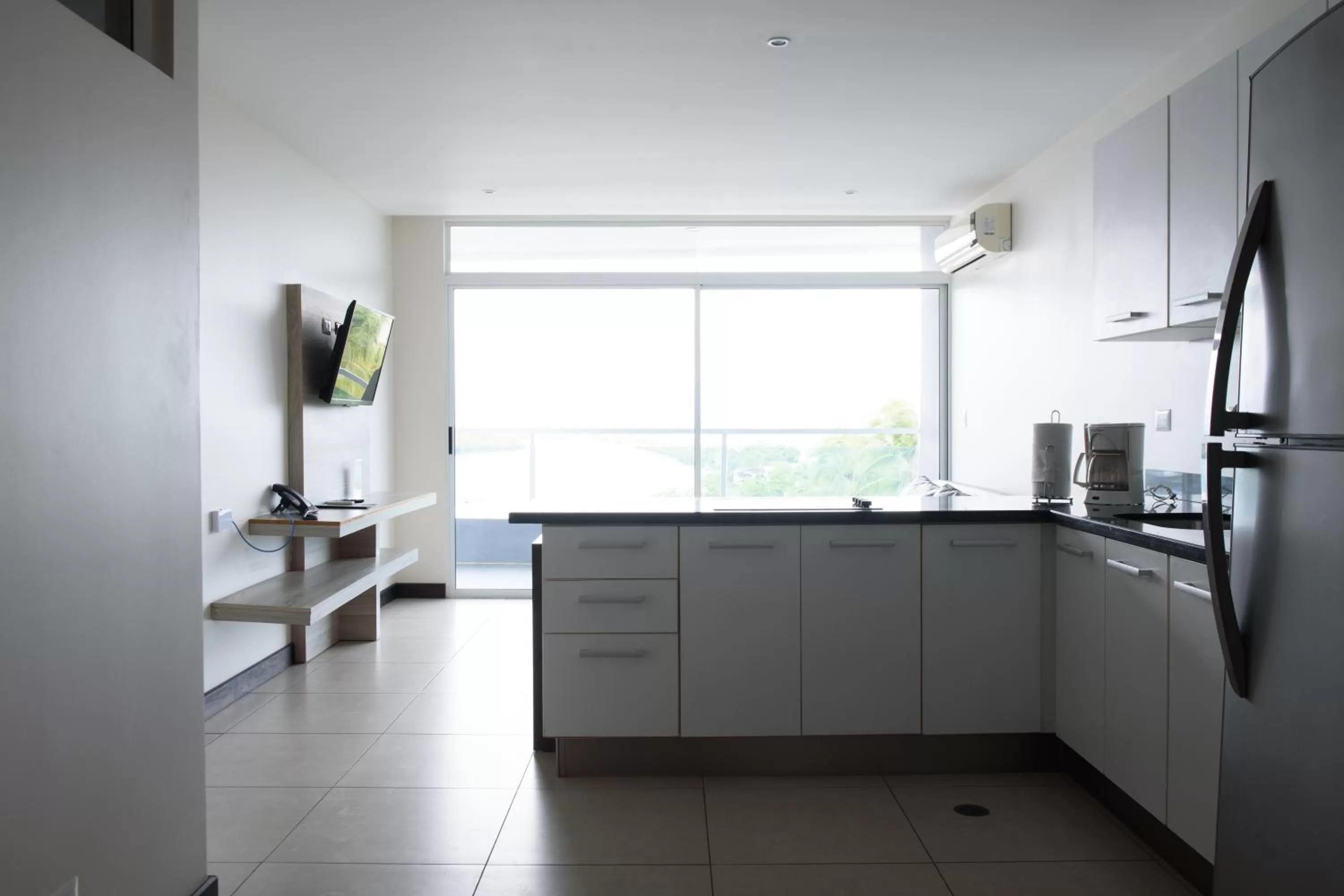 Kitchen or kitchenette in Puerto Azul Hotel