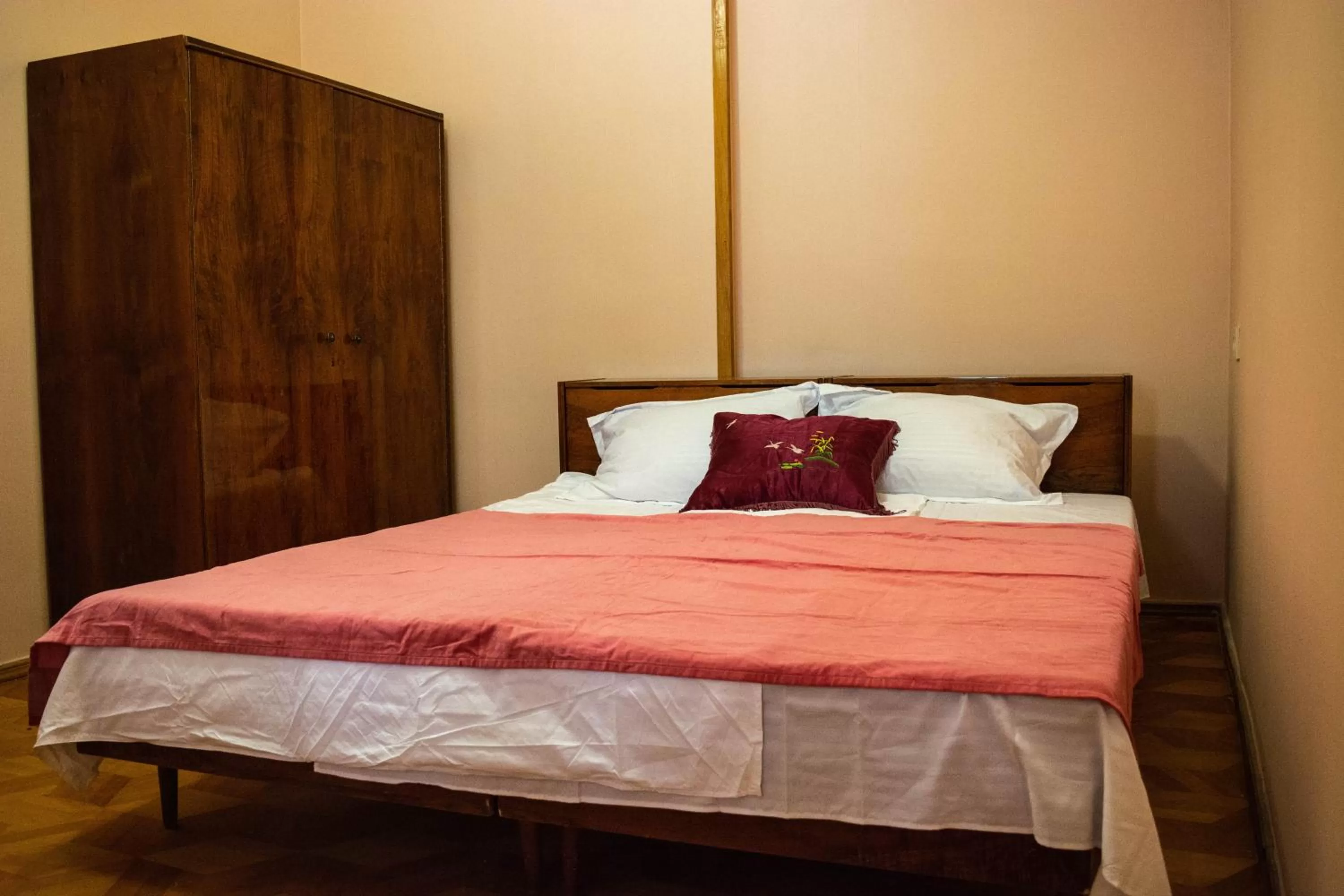 Photo of the whole room, Bed in Sunflower Hotel