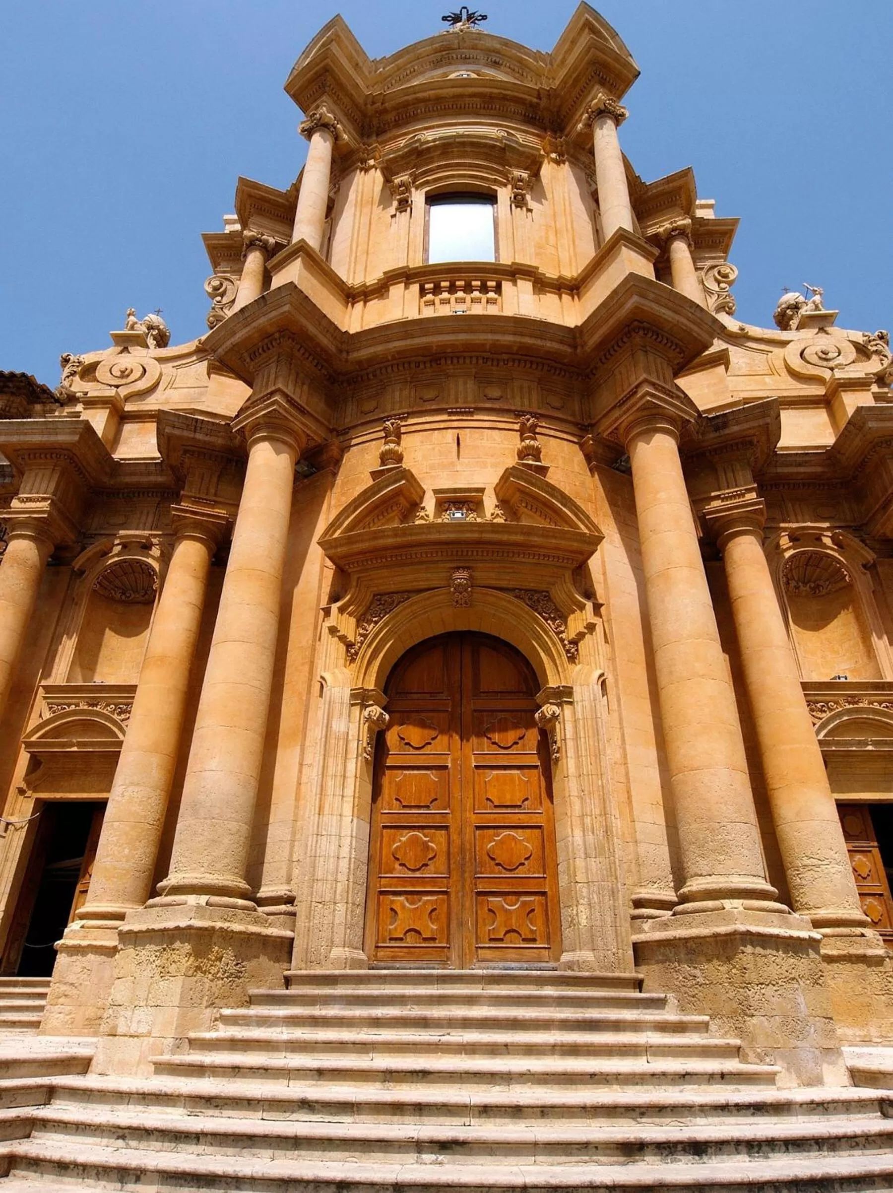 Landmark view, Property Building in A casa tua Affitti brevi