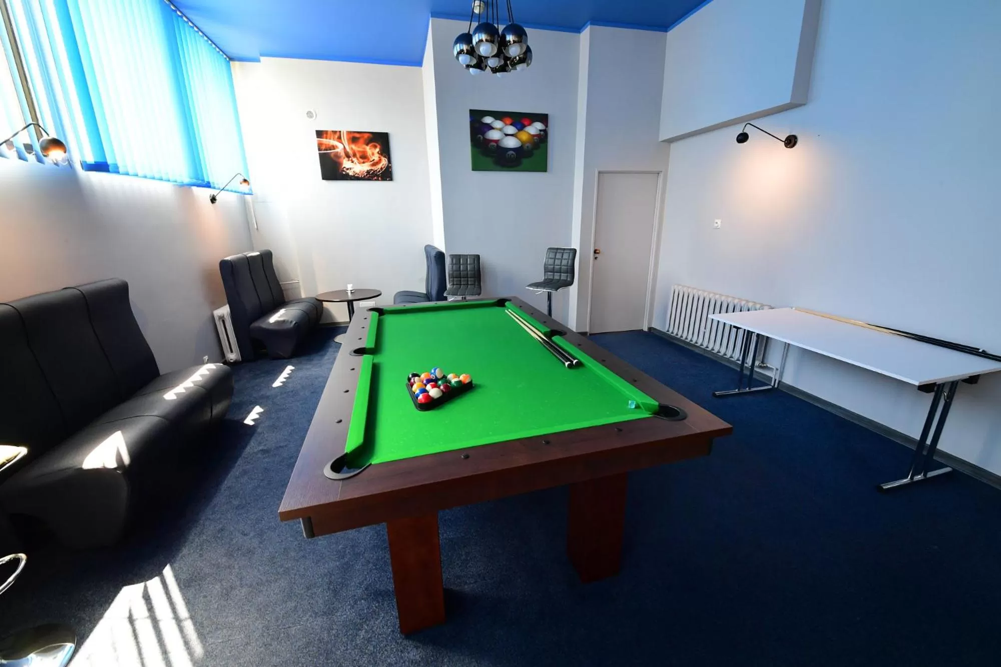 Restaurant/places to eat in Hotel Gromada Pila