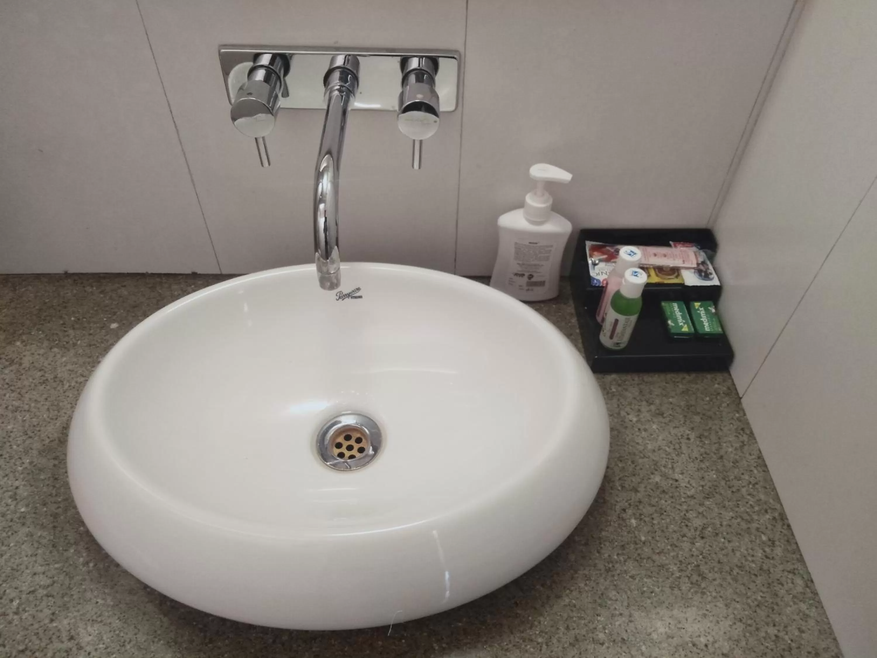 Bathroom in Hotel Udayanraje Palace