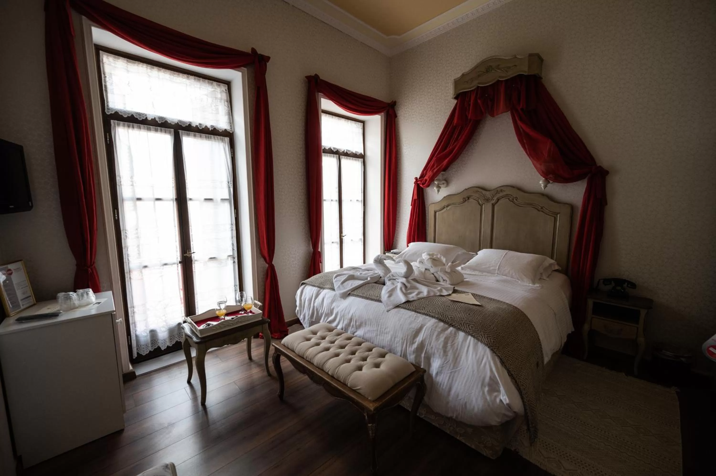 Bed in Boutique Hotel Anagennisis