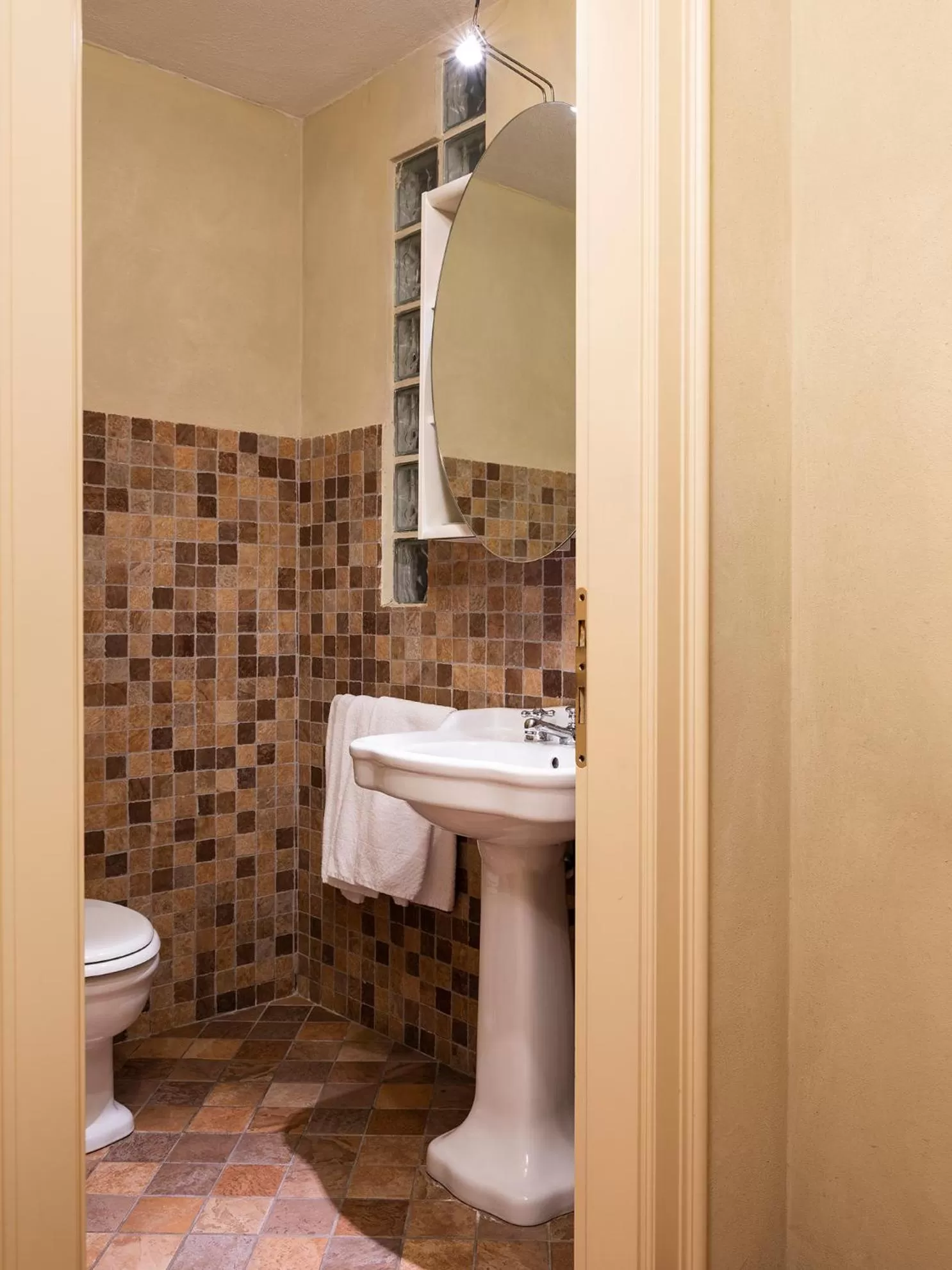 Bathroom in Parco Termale di Villa Dei Cedri