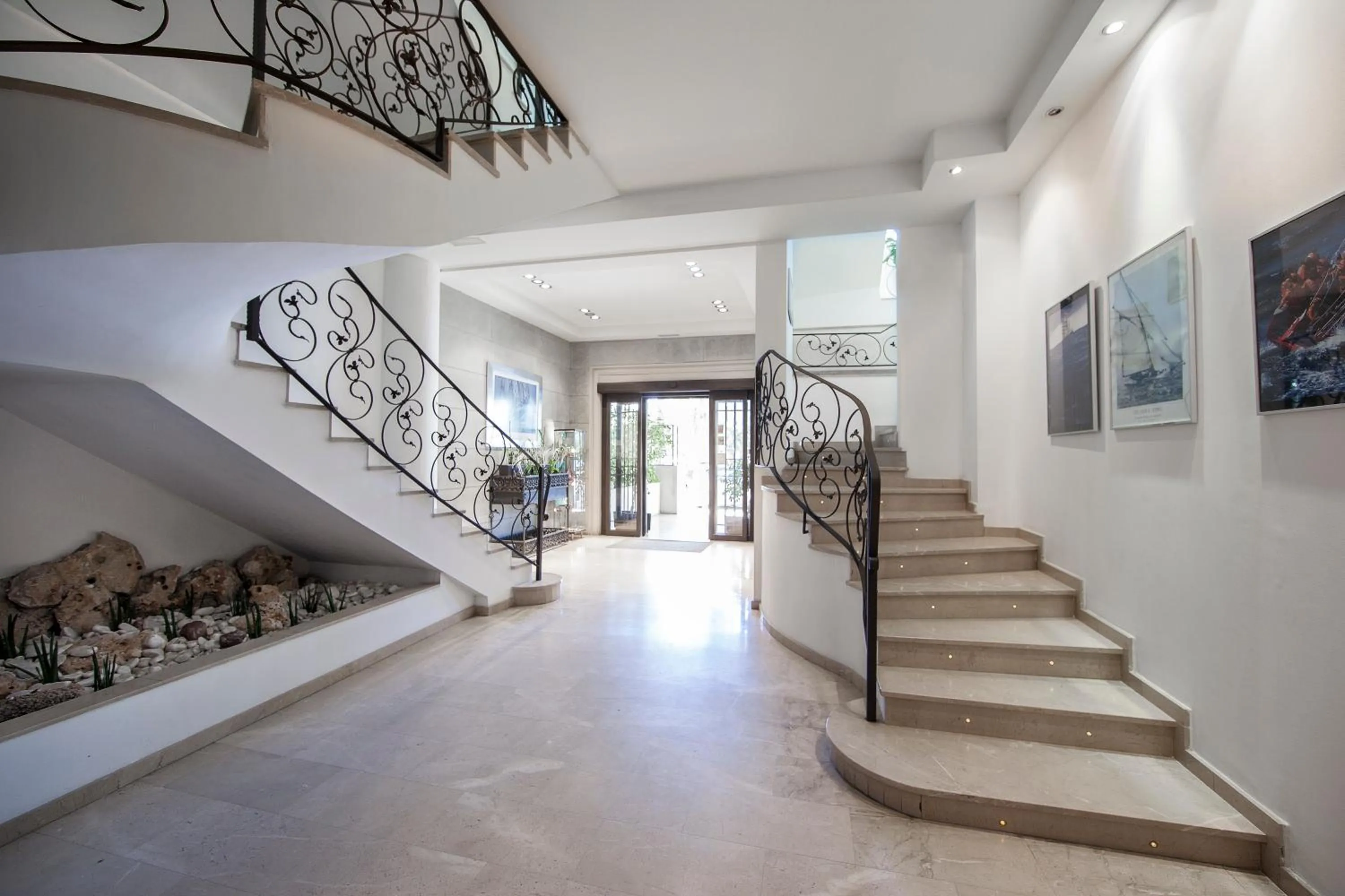 Lobby or reception in El Coso