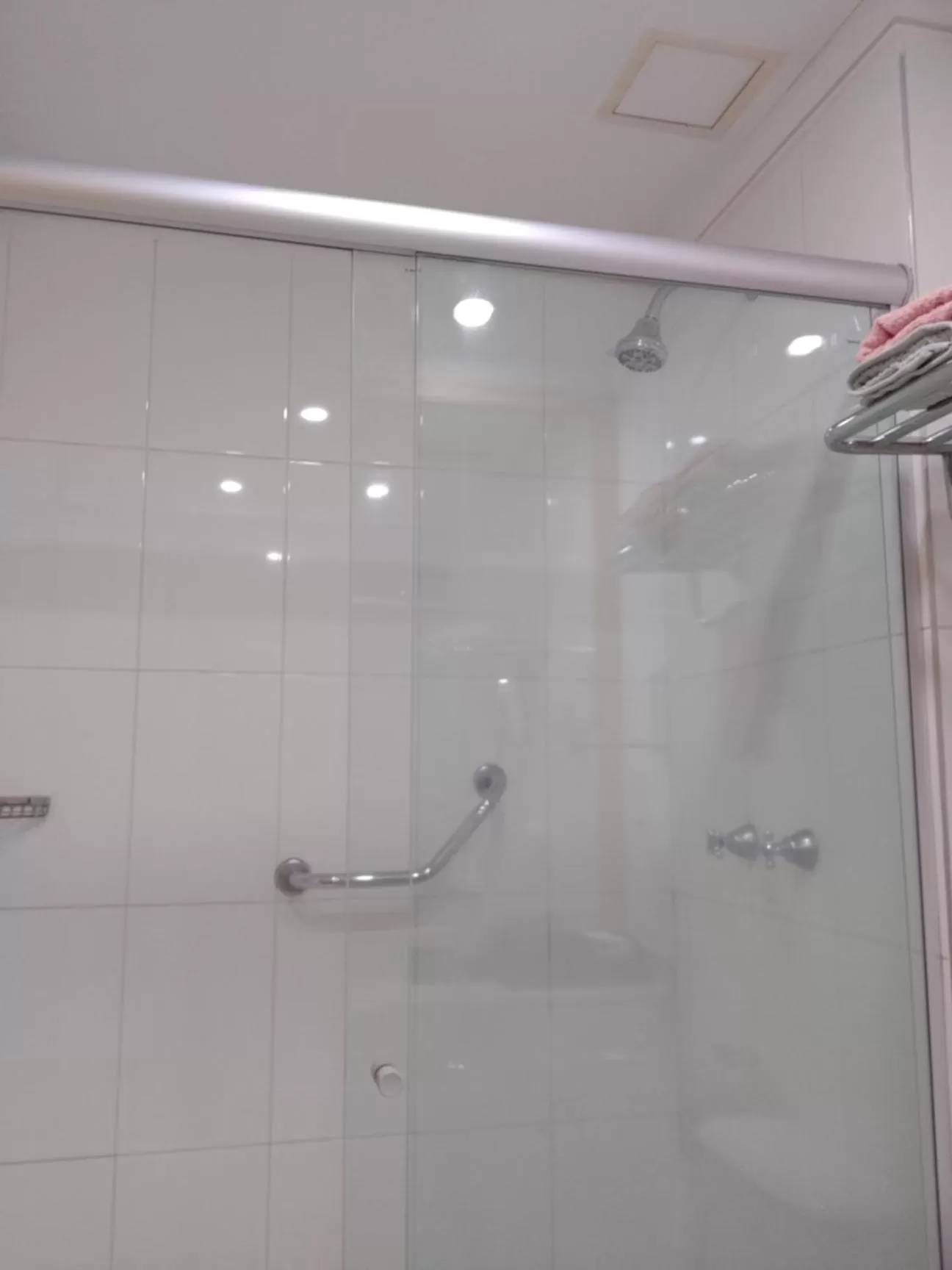 Bathroom in Flat Guarulhos