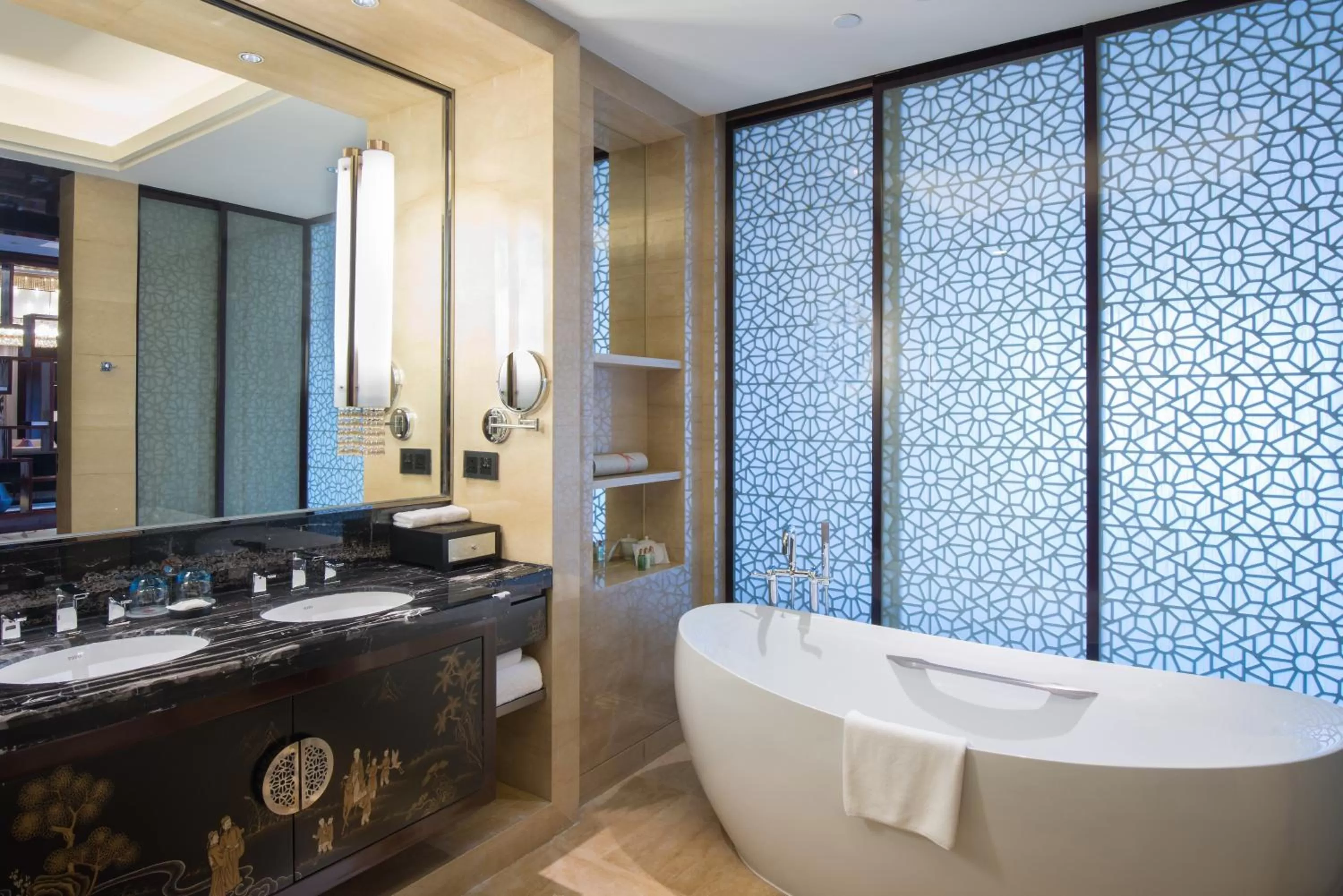 Bathroom in Crowne Plaza Chengdu Panda Garden by IHG