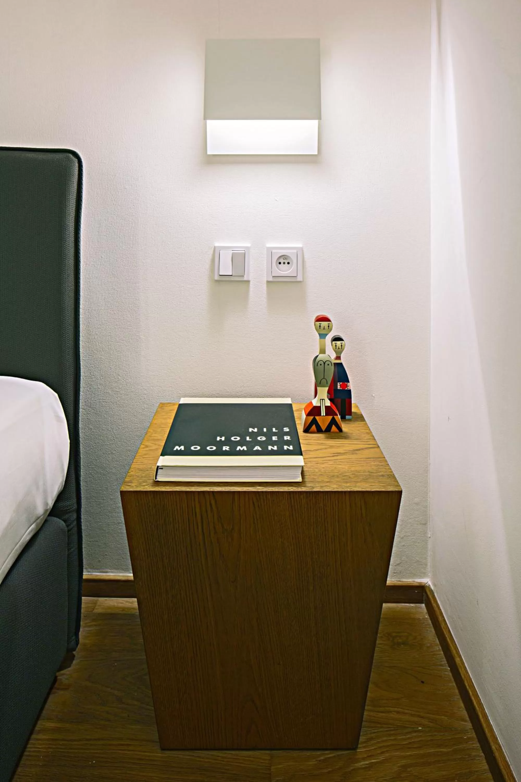 Bedroom, Bed in Hotel Golden Crown