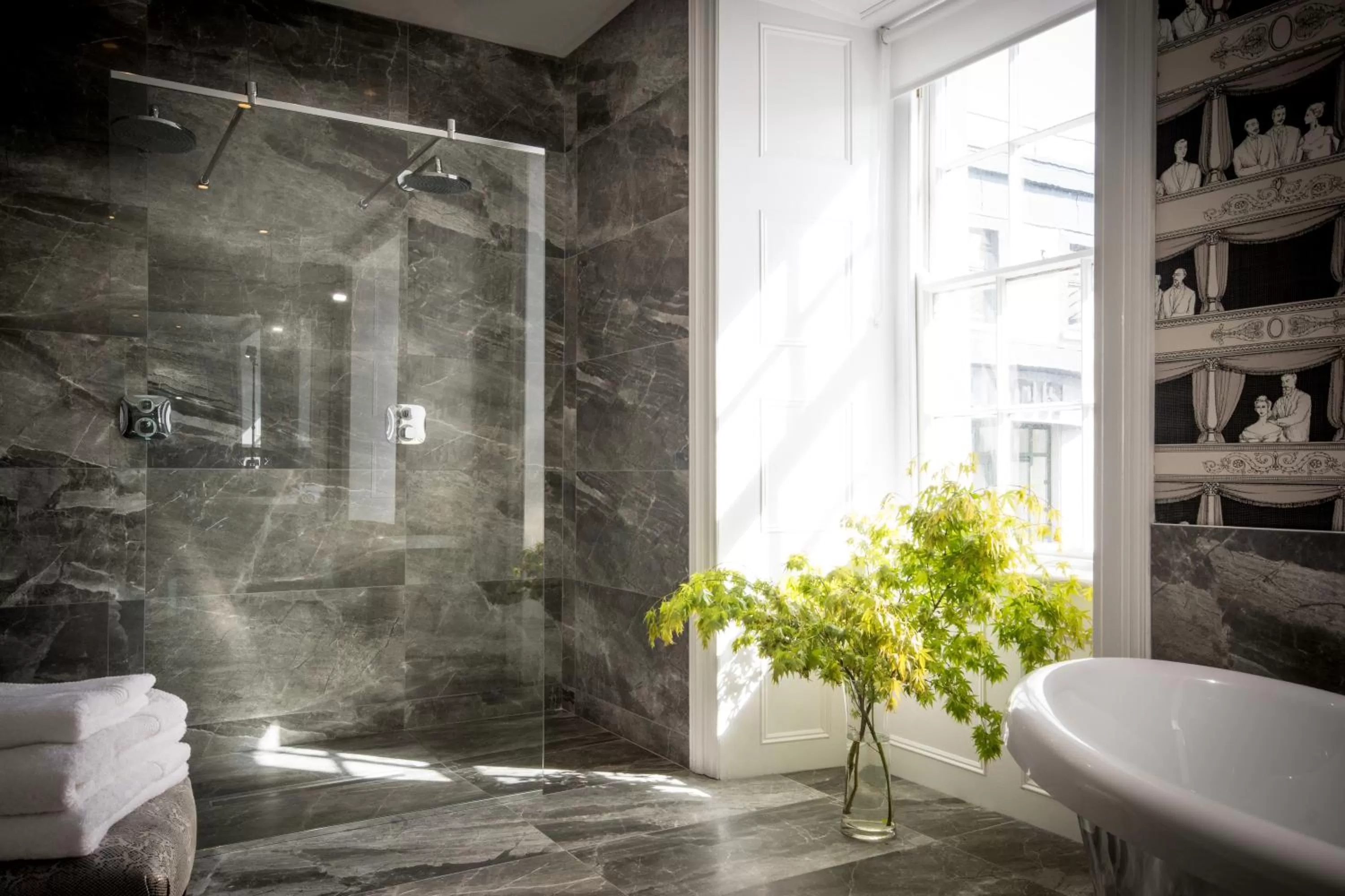 Shower in Talbot Hotel Cork