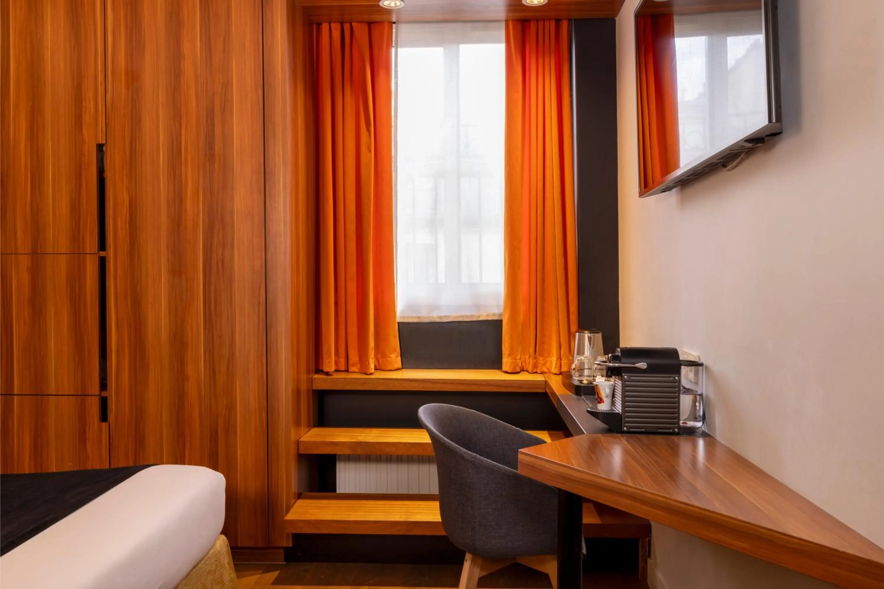 Bedroom in Hôtel Elixir