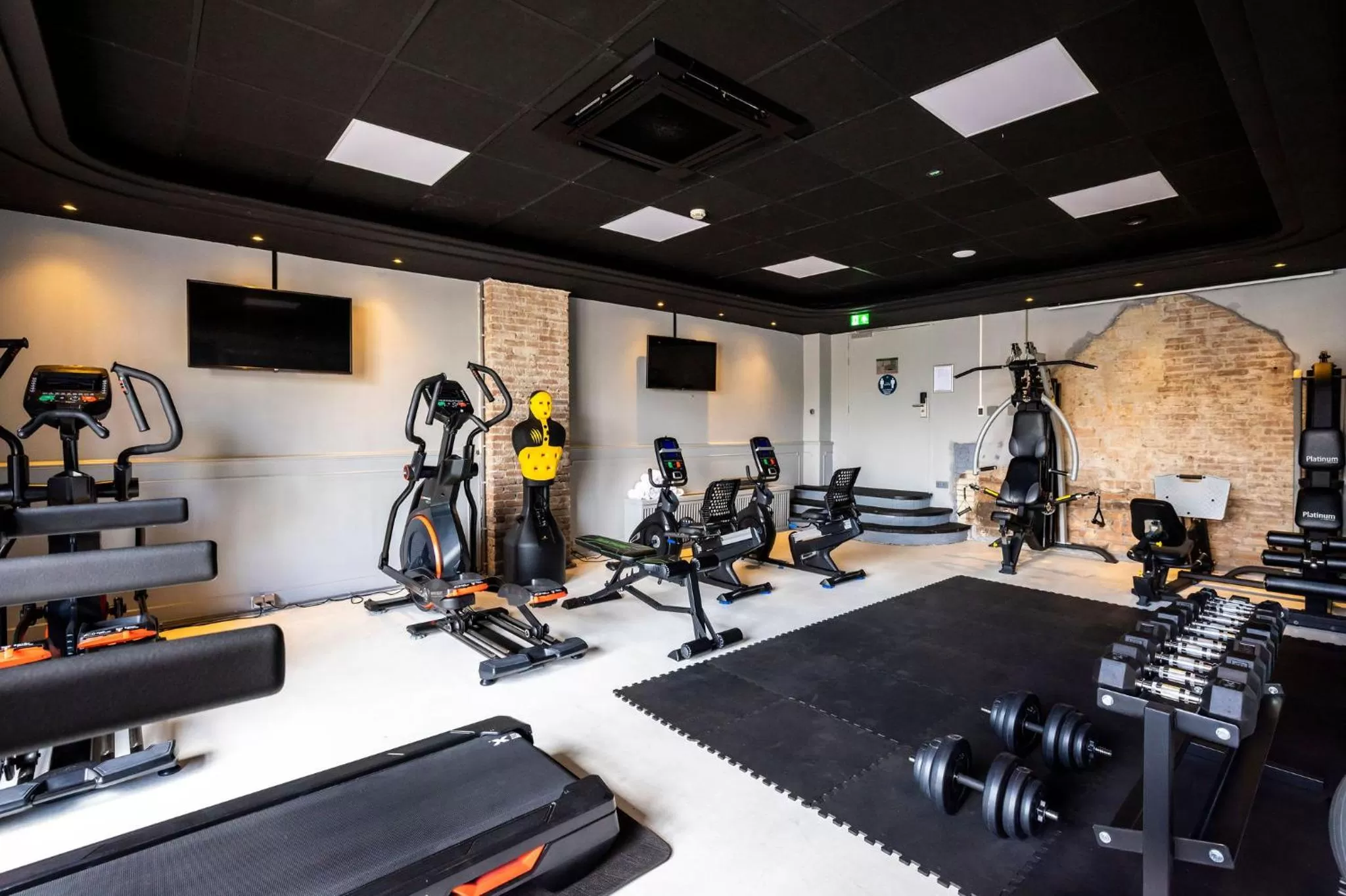 Fitness centre/facilities in City Hotel Haarhuis, World Hotels Crafted Collection
