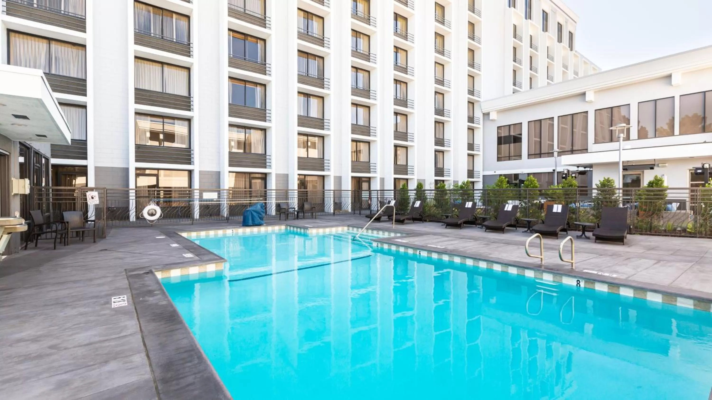 Swimming pool in Holiday Inn San Jose-Silicon Valley by IHG