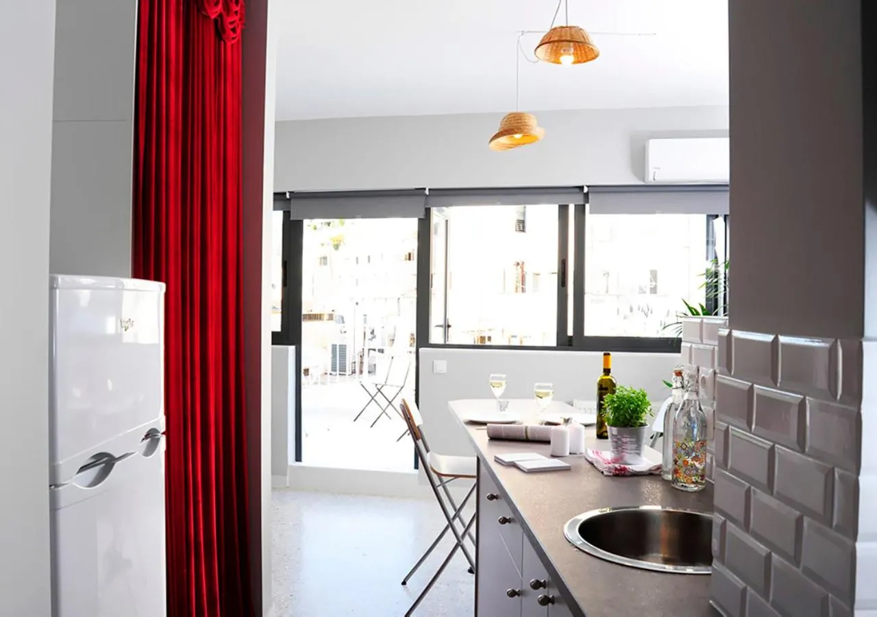 Coffee/tea facilities in Live in Athens, PSYRRI Central Apartments