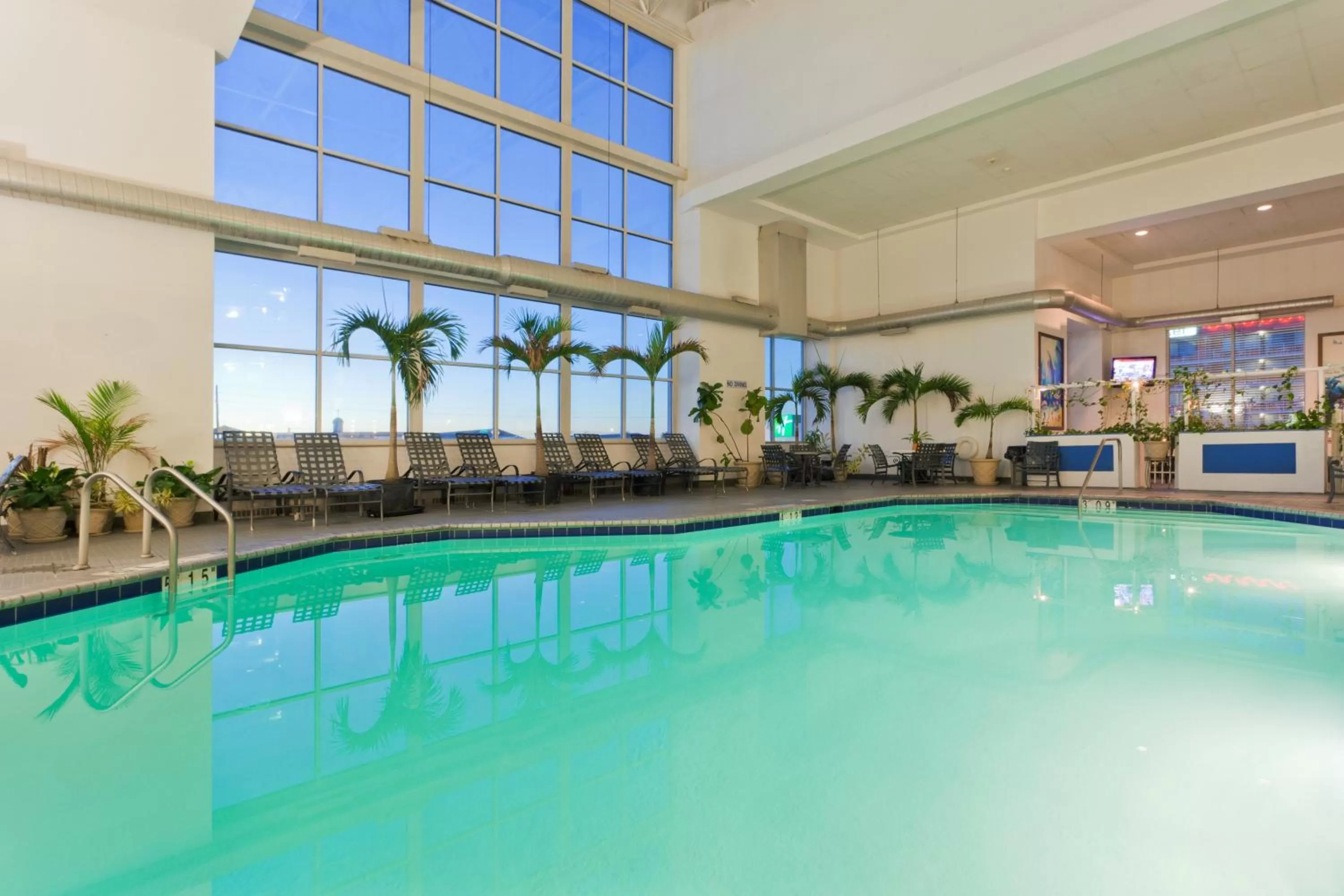 Swimming pool in Holiday Inn & Suites Ocean City by IHG