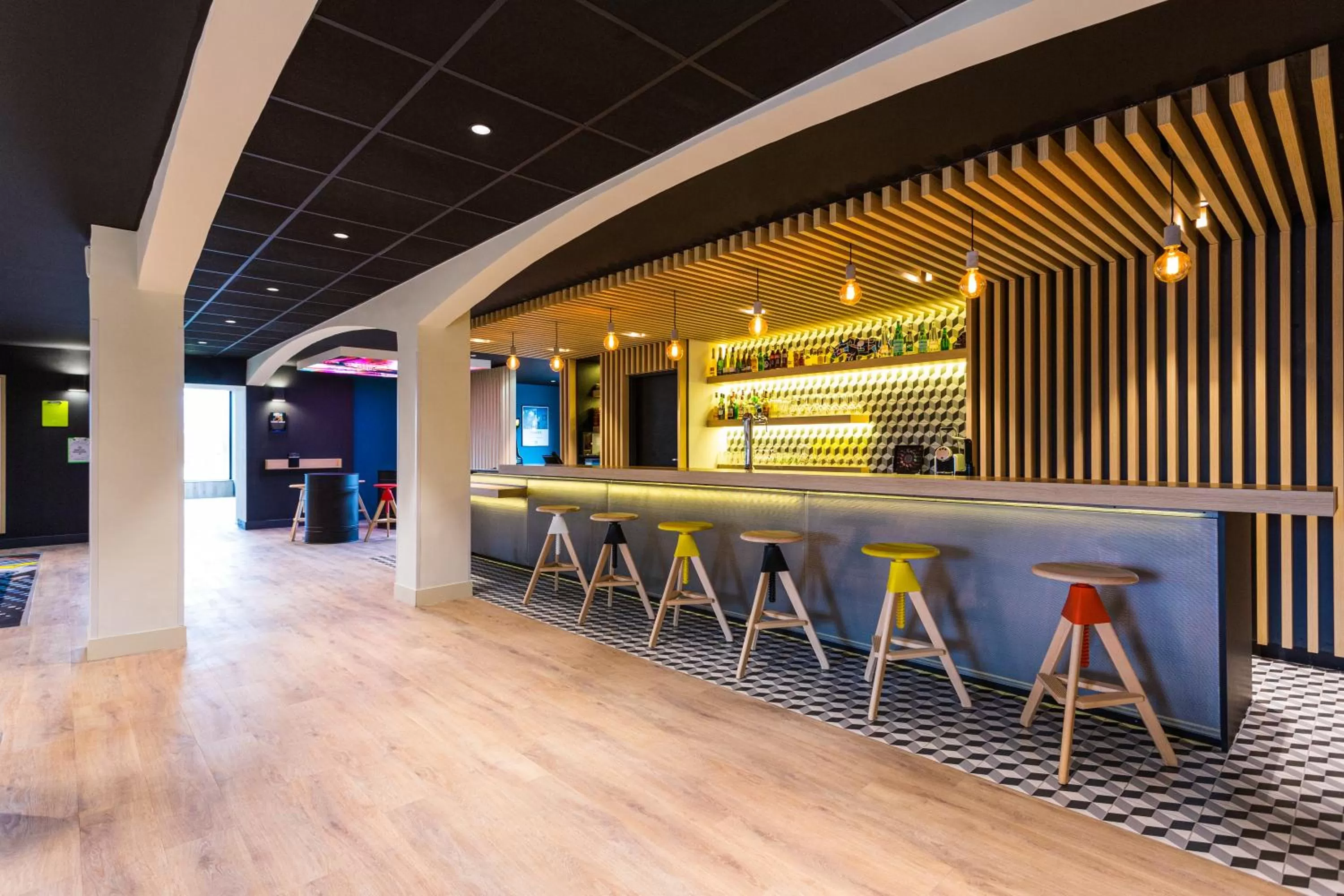 Lobby or reception in ibis Styles Bordeaux Sud