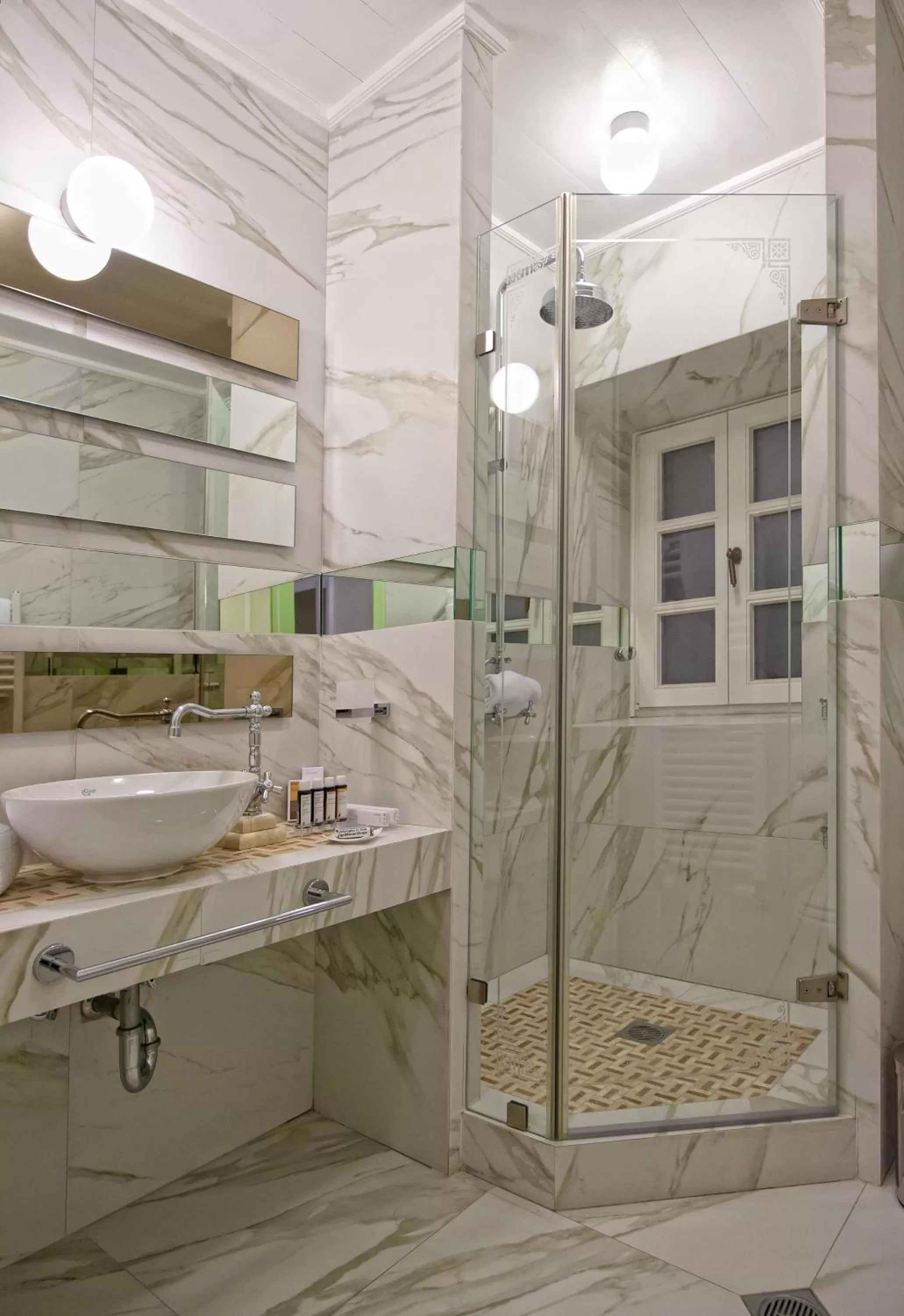 Bathroom in Orologopoulos Mansion Luxury Hotel